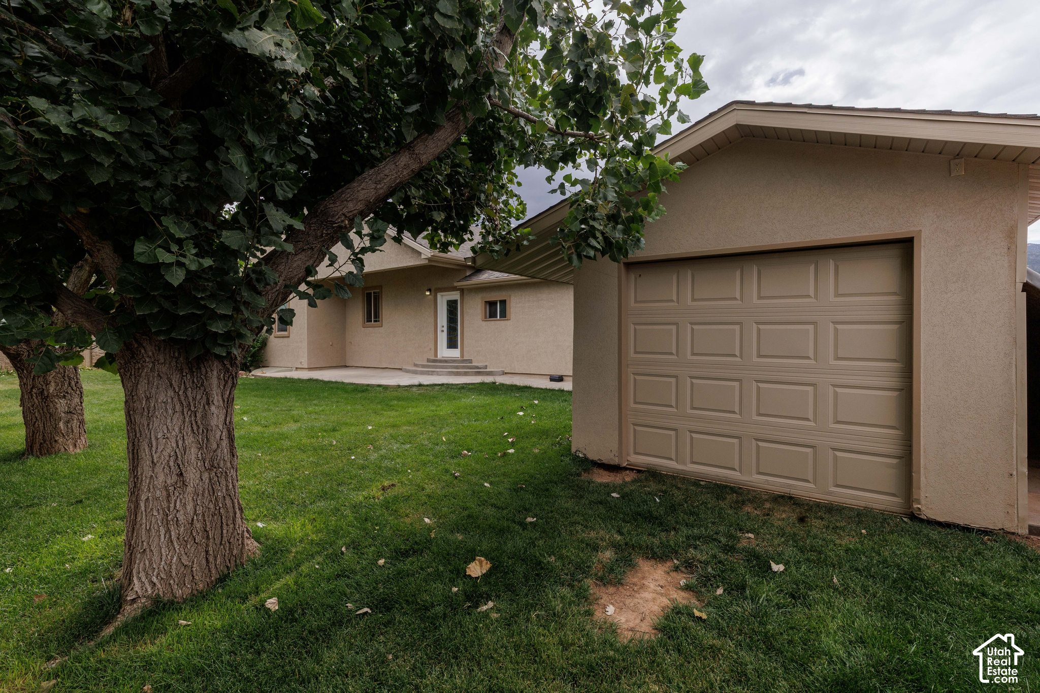 main property photo 47