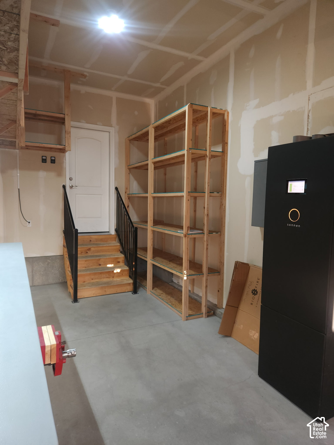 main property photo 86