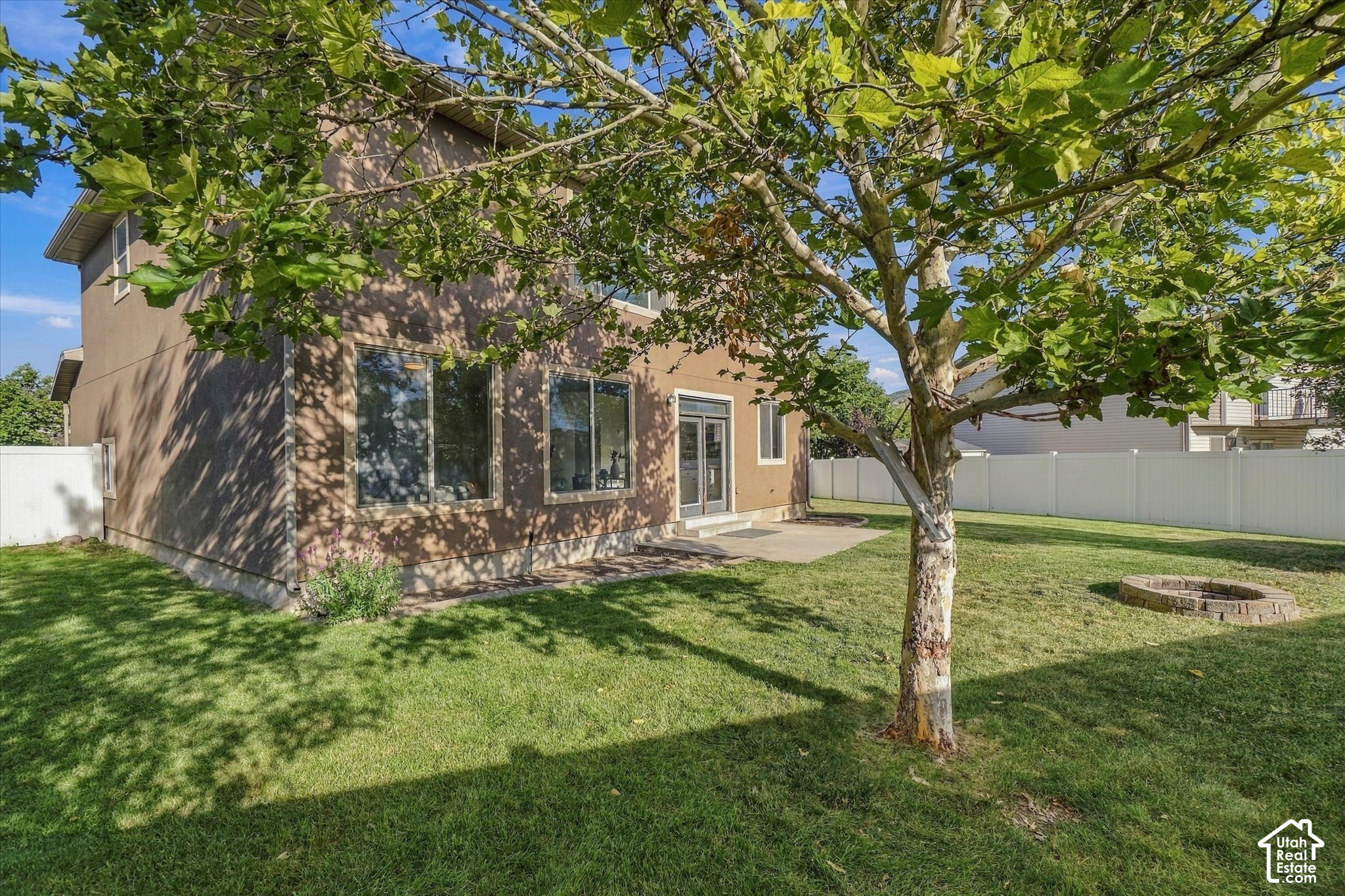 main property photo 36