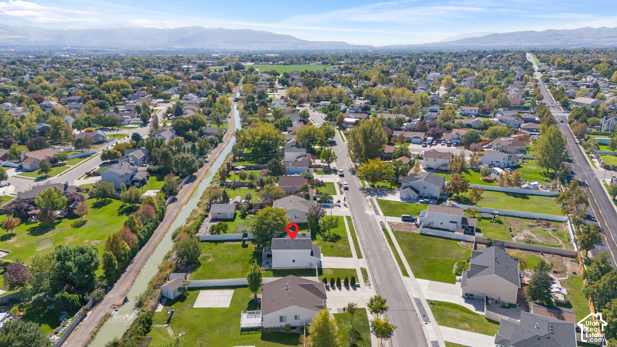 main property photo 40
