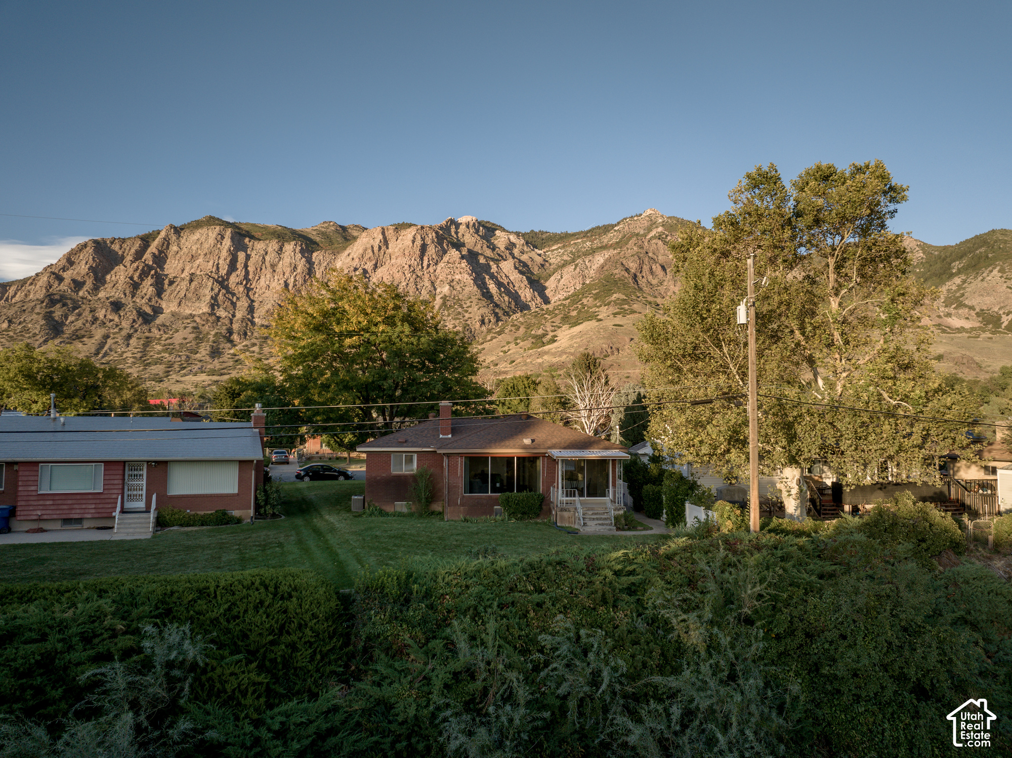main property photo 34
