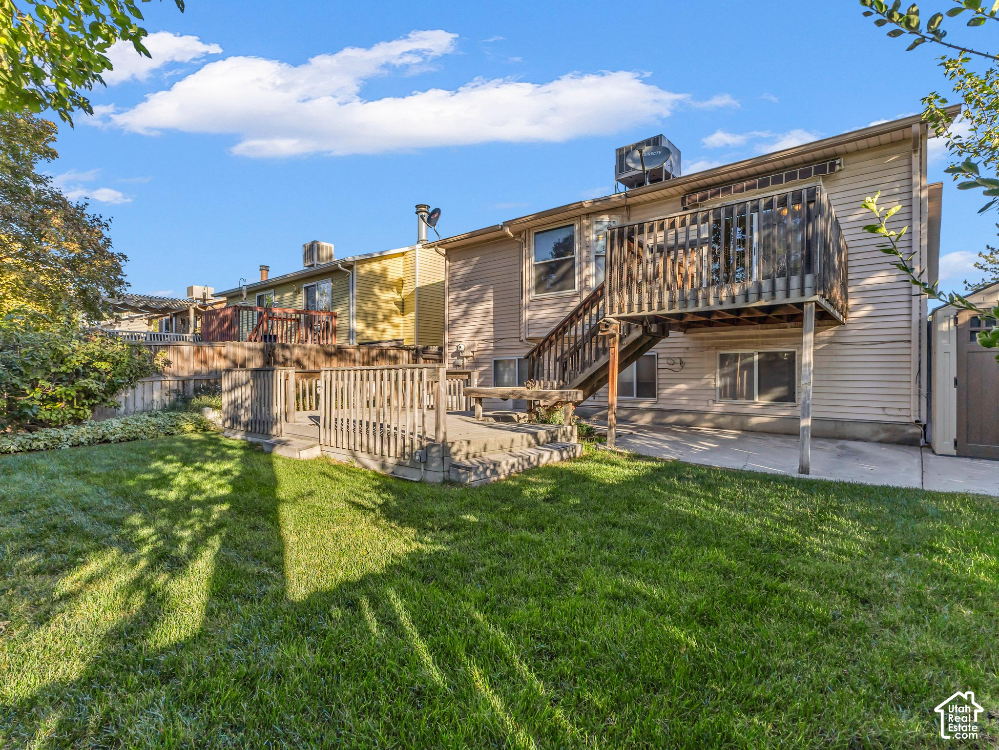 main property photo 23