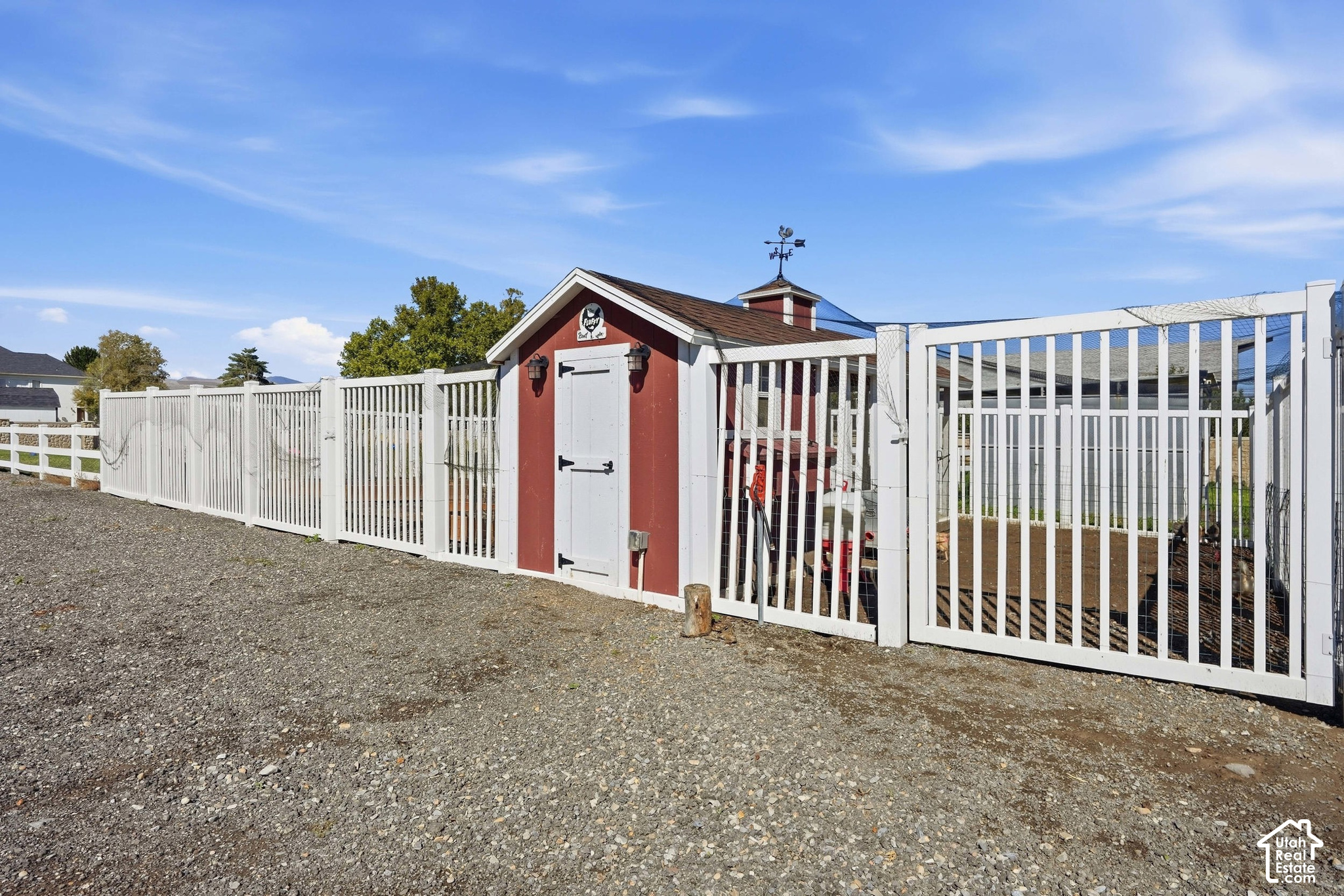 main property photo 80