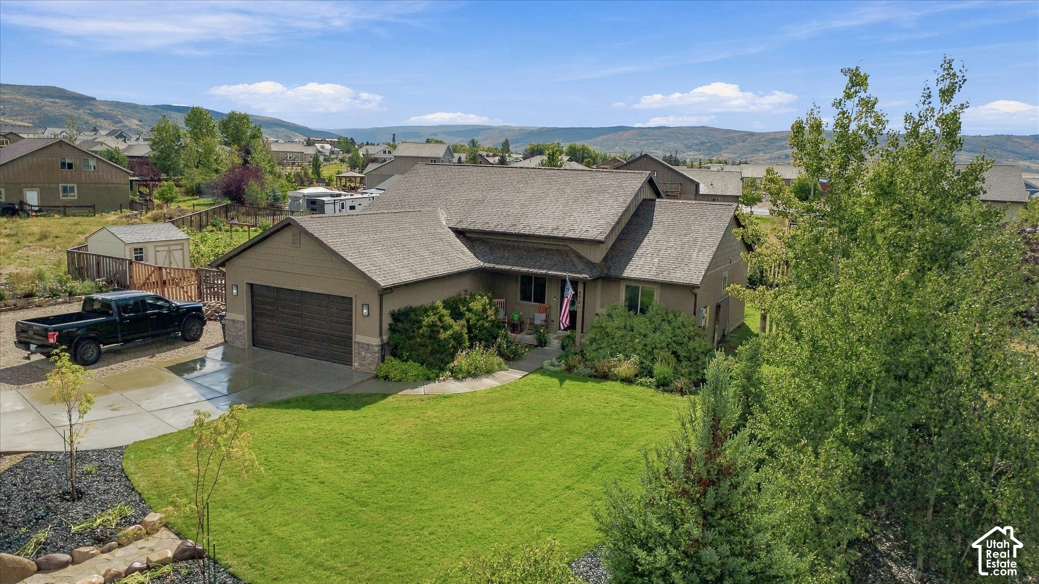 main property photo 34