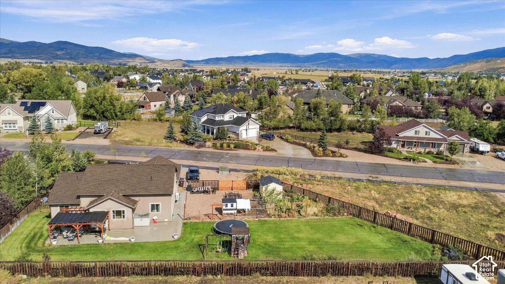 main property photo 39