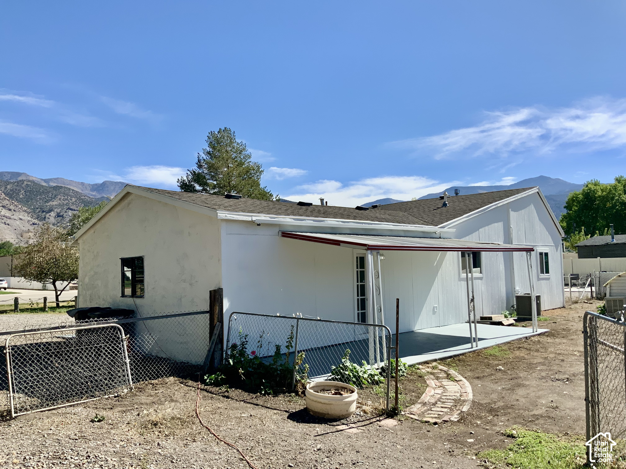 main property photo 7