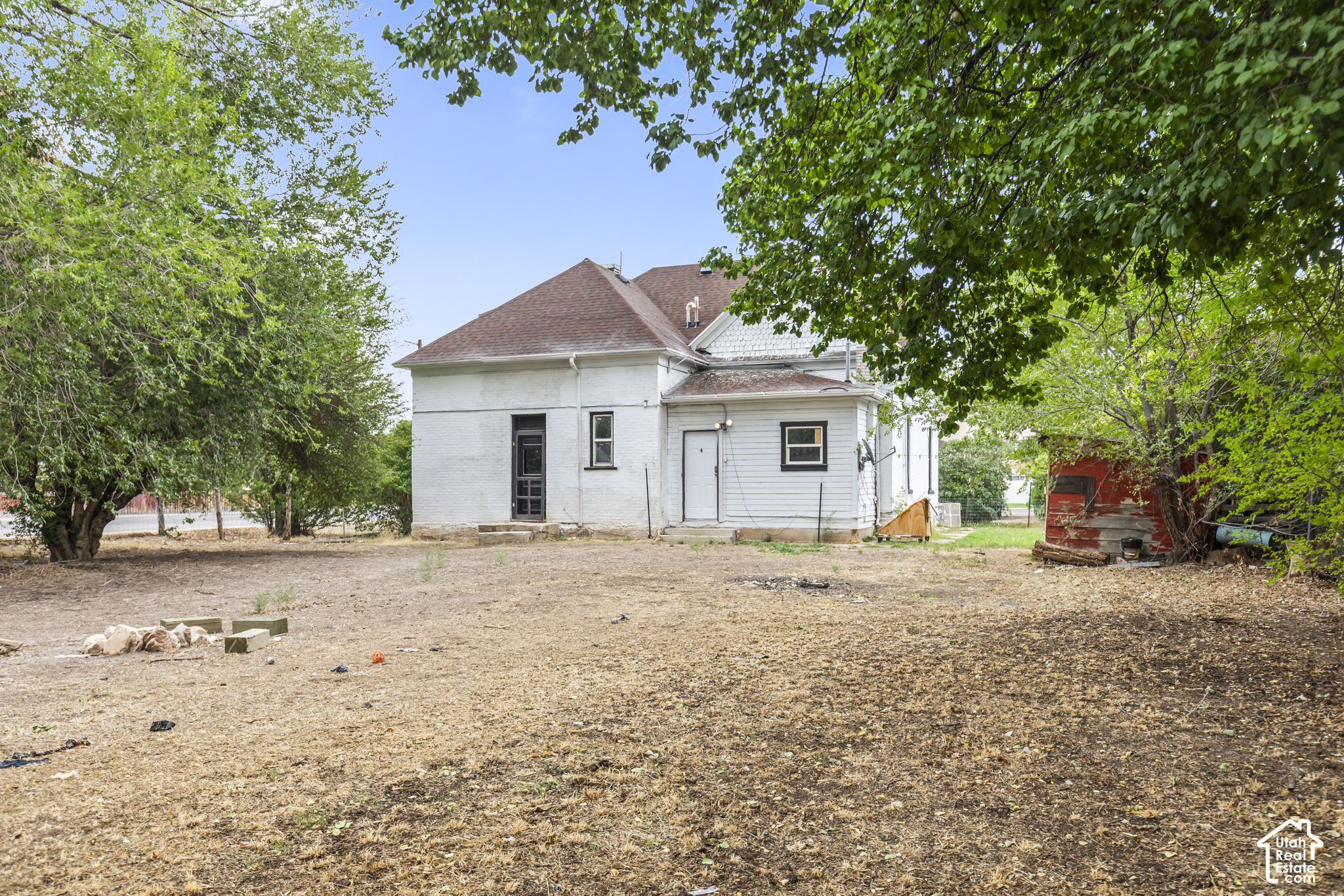 main property photo 42