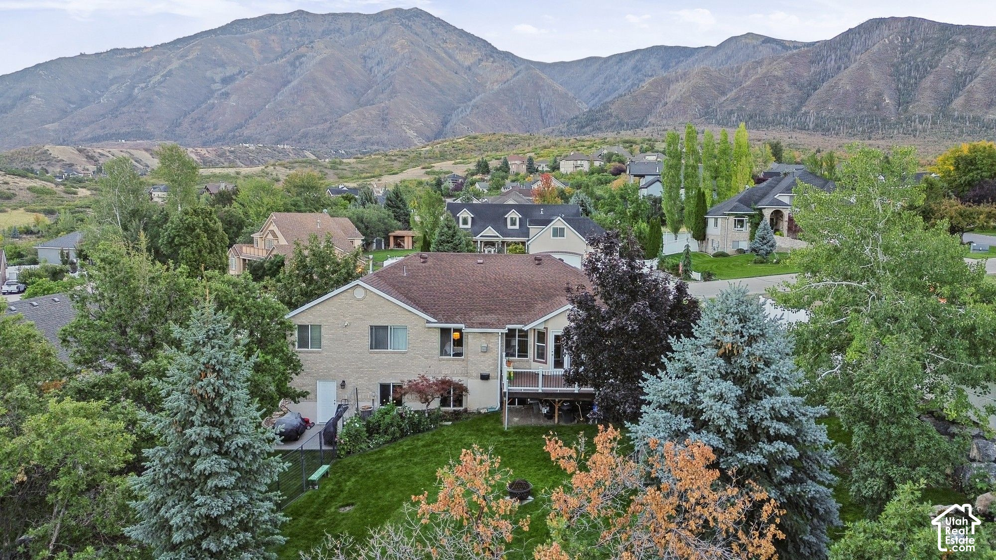 main property photo 8