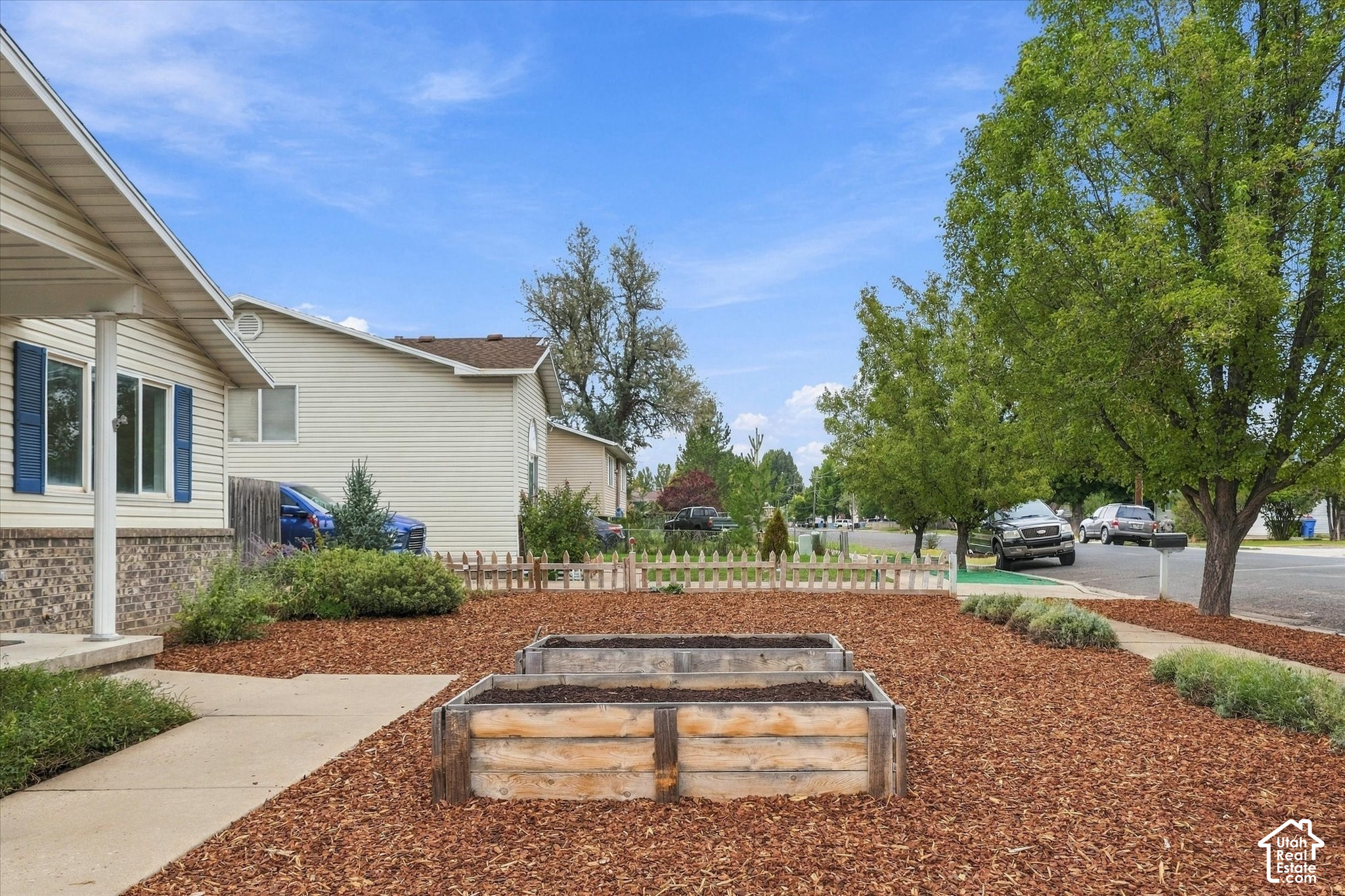 main property photo 21