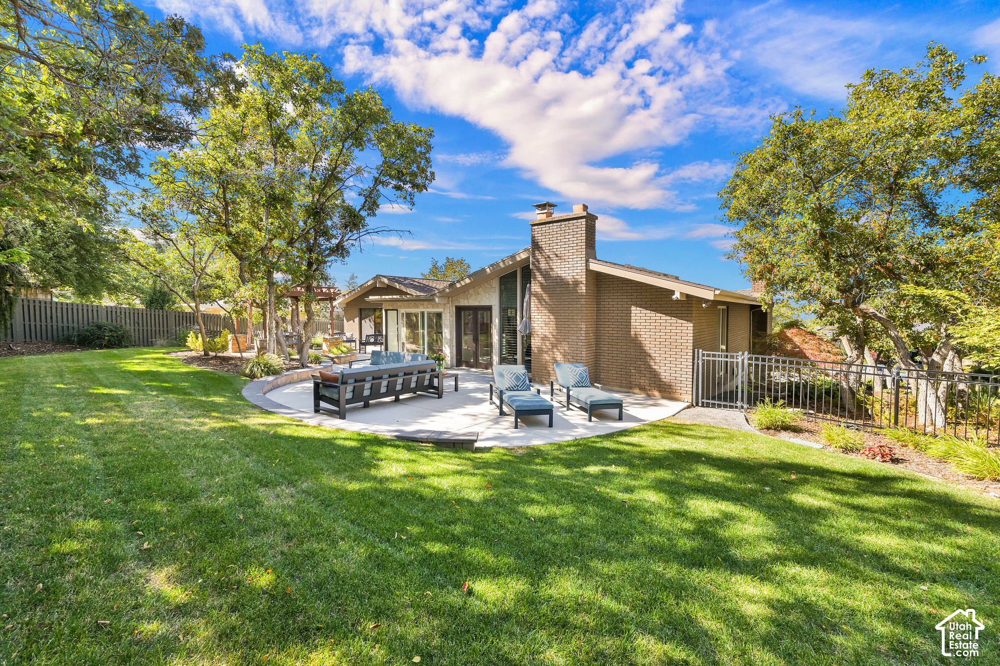 main property photo 44