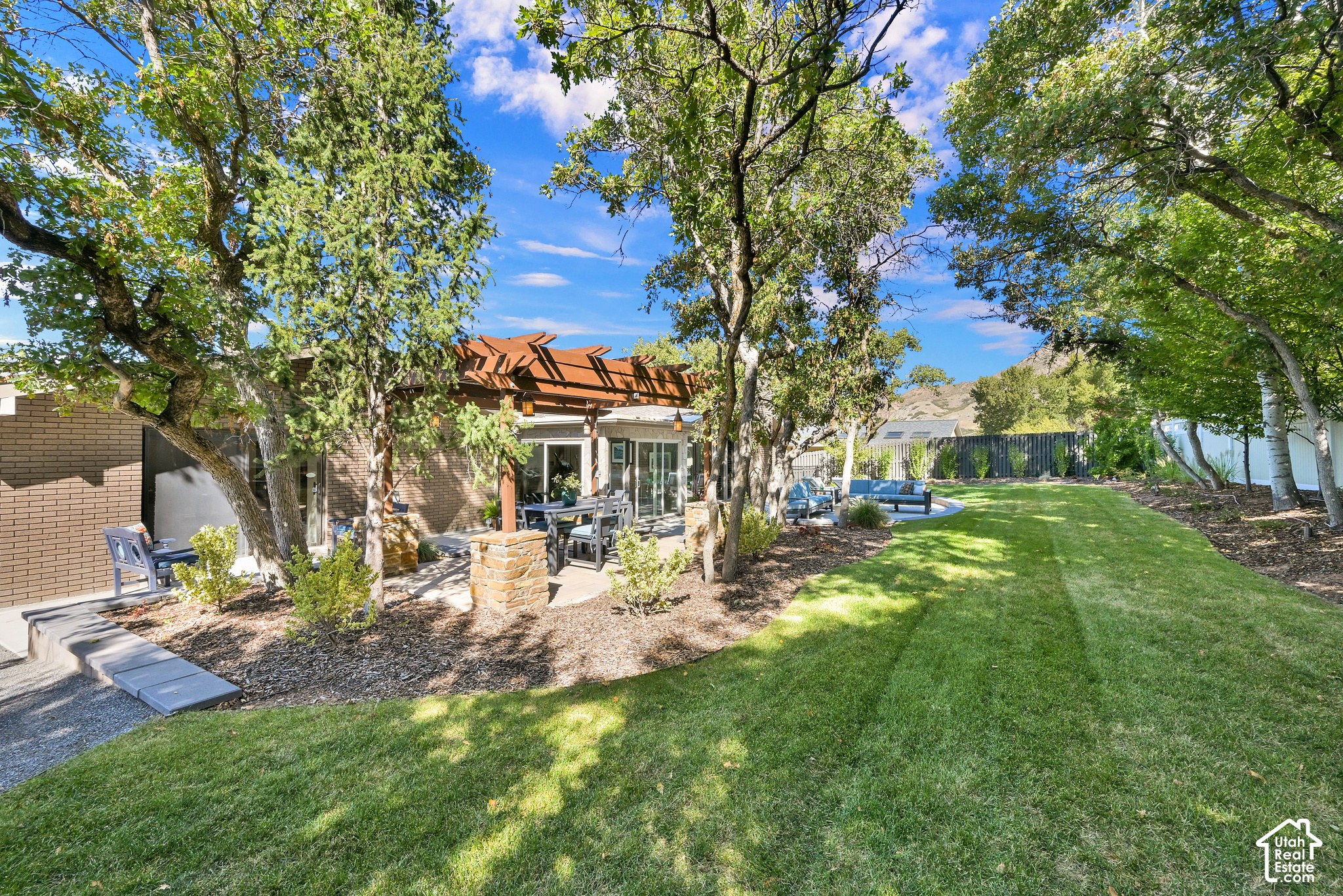 main property photo 46