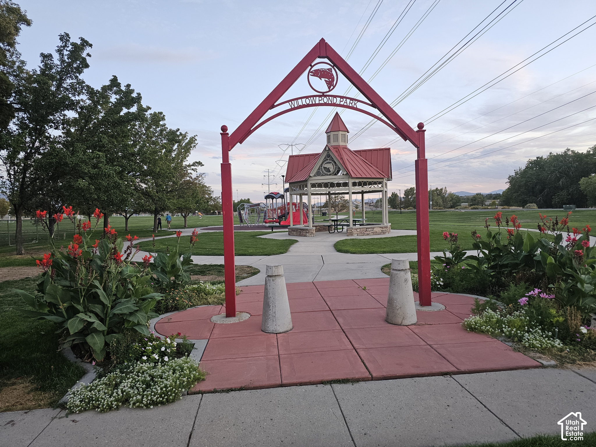 main property photo 35