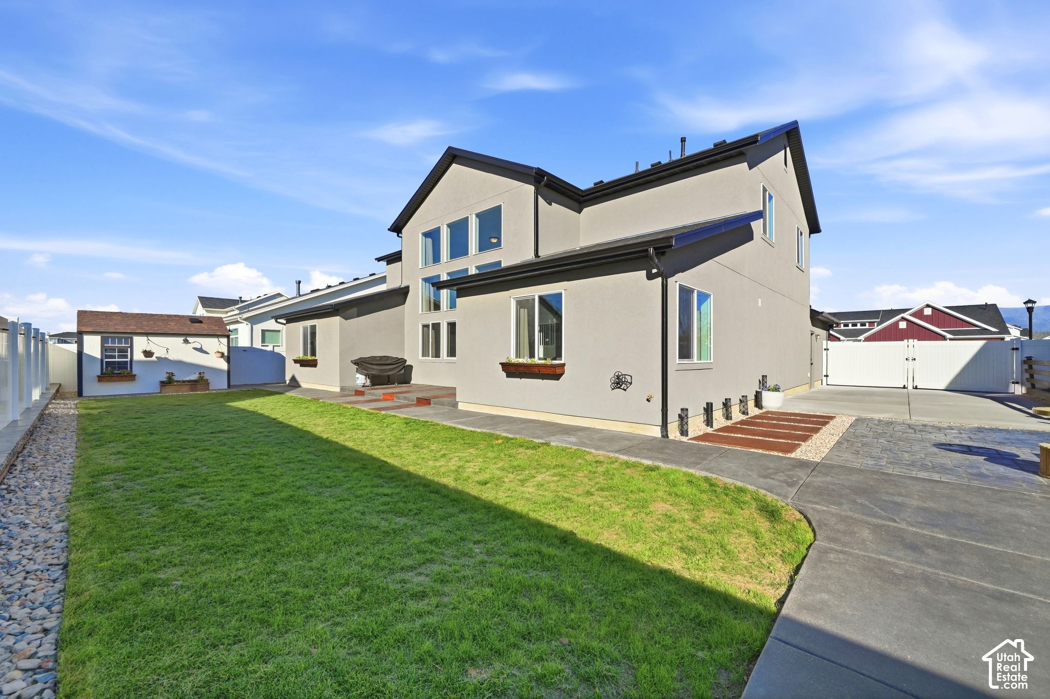 main property photo 51