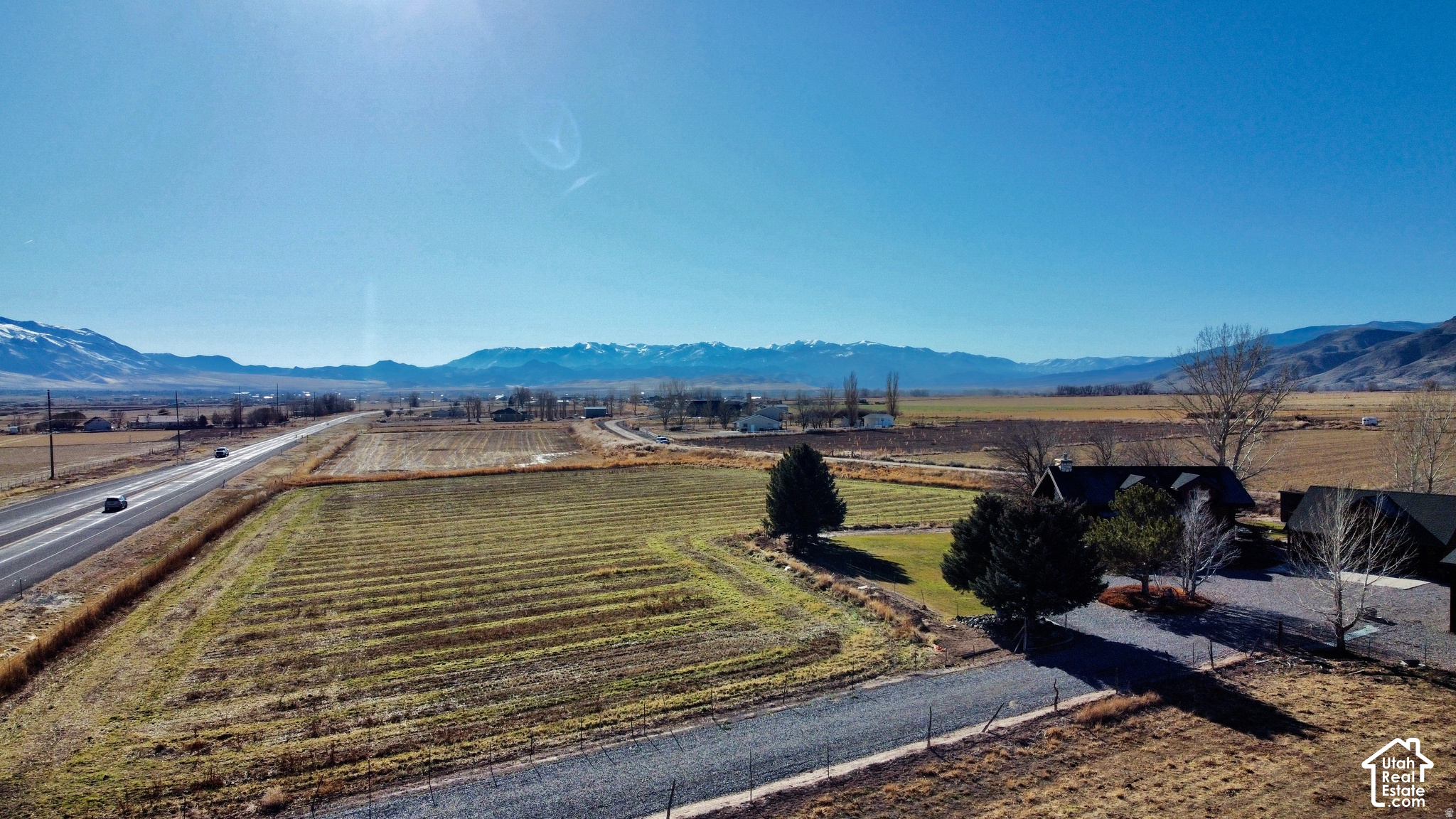 main property photo 14