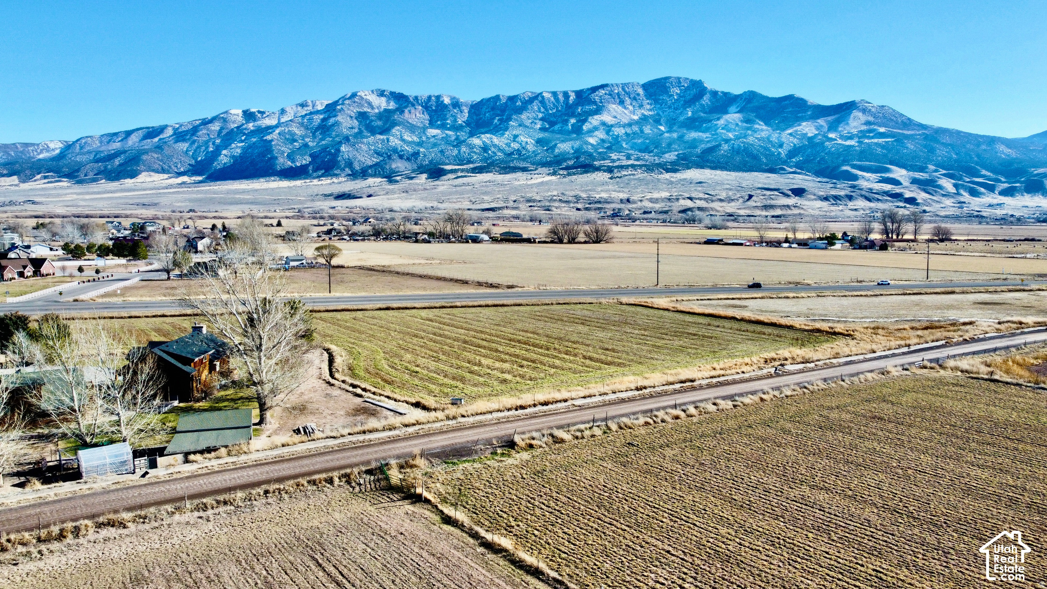 main property photo 9
