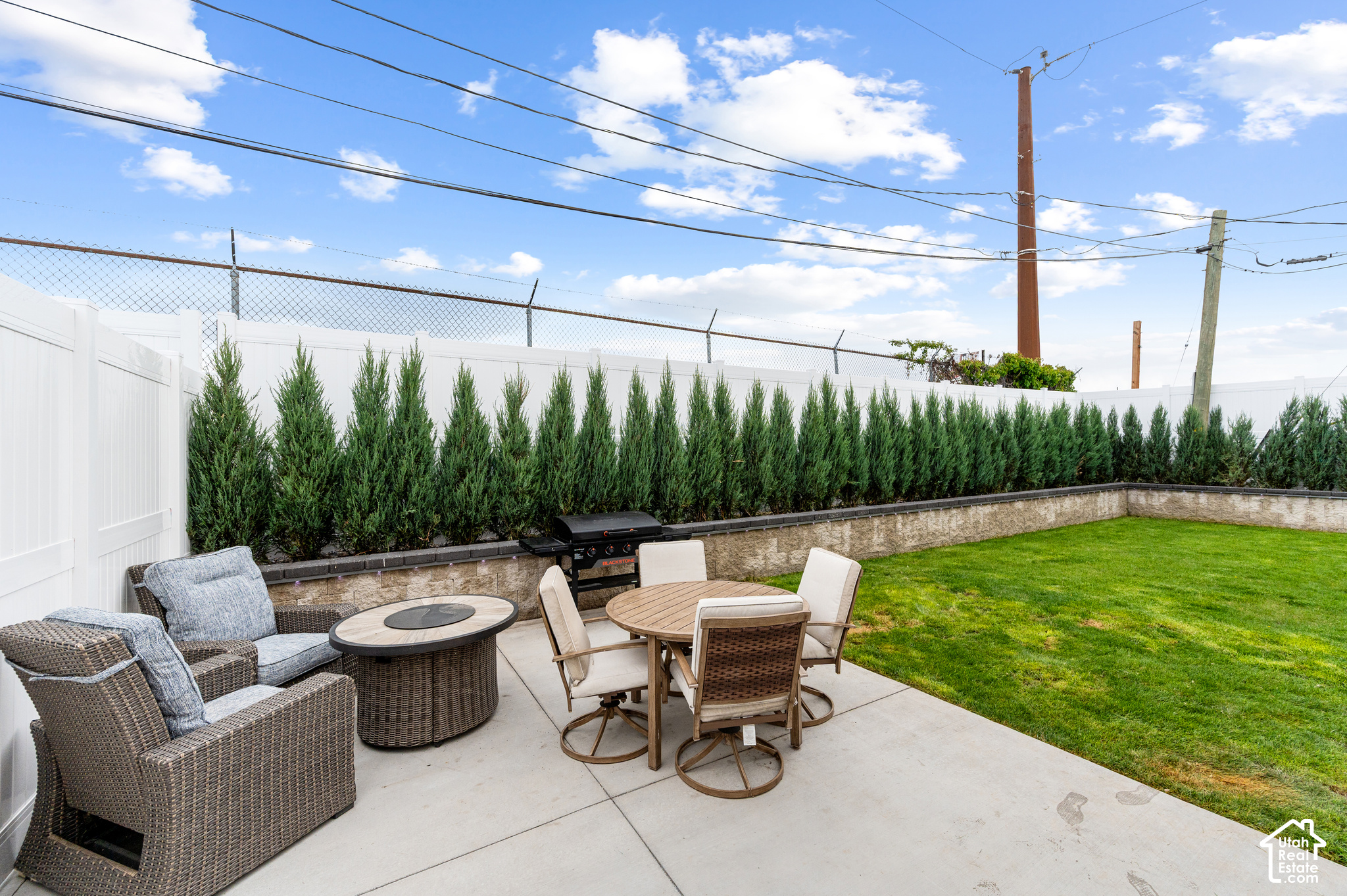 main property photo 21