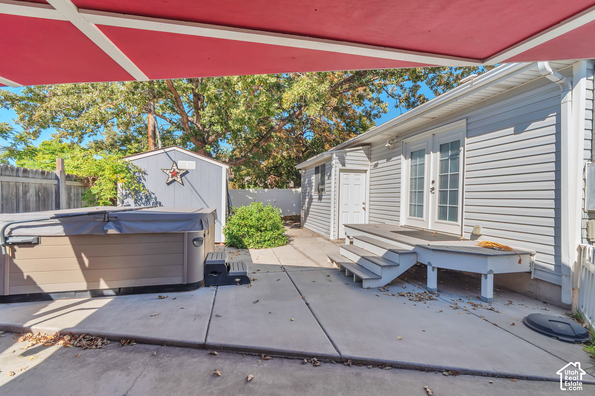 main property photo 29