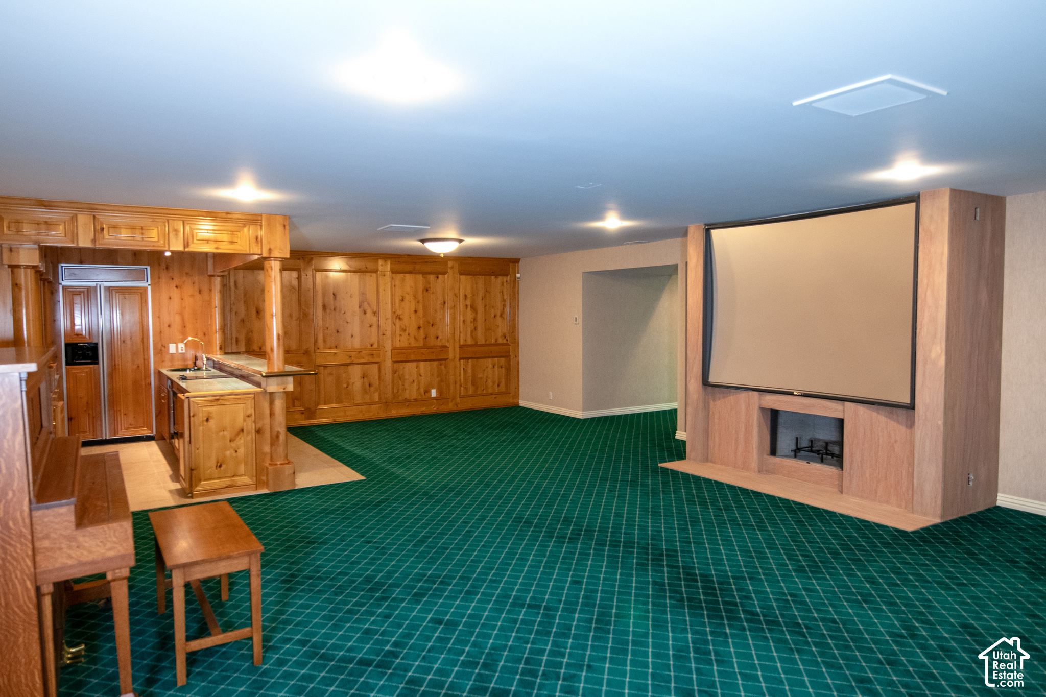 main property photo 39