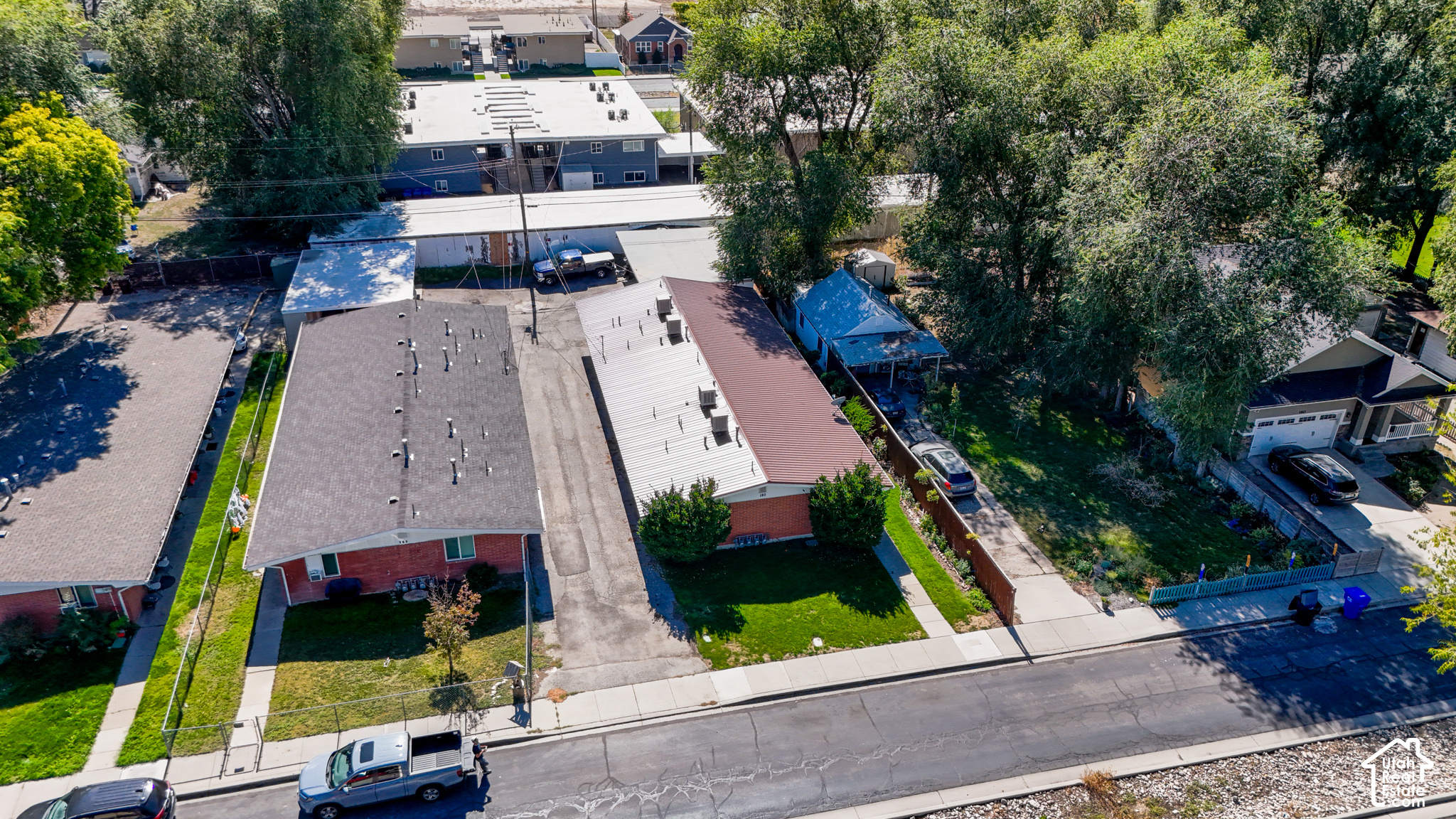main property photo 19