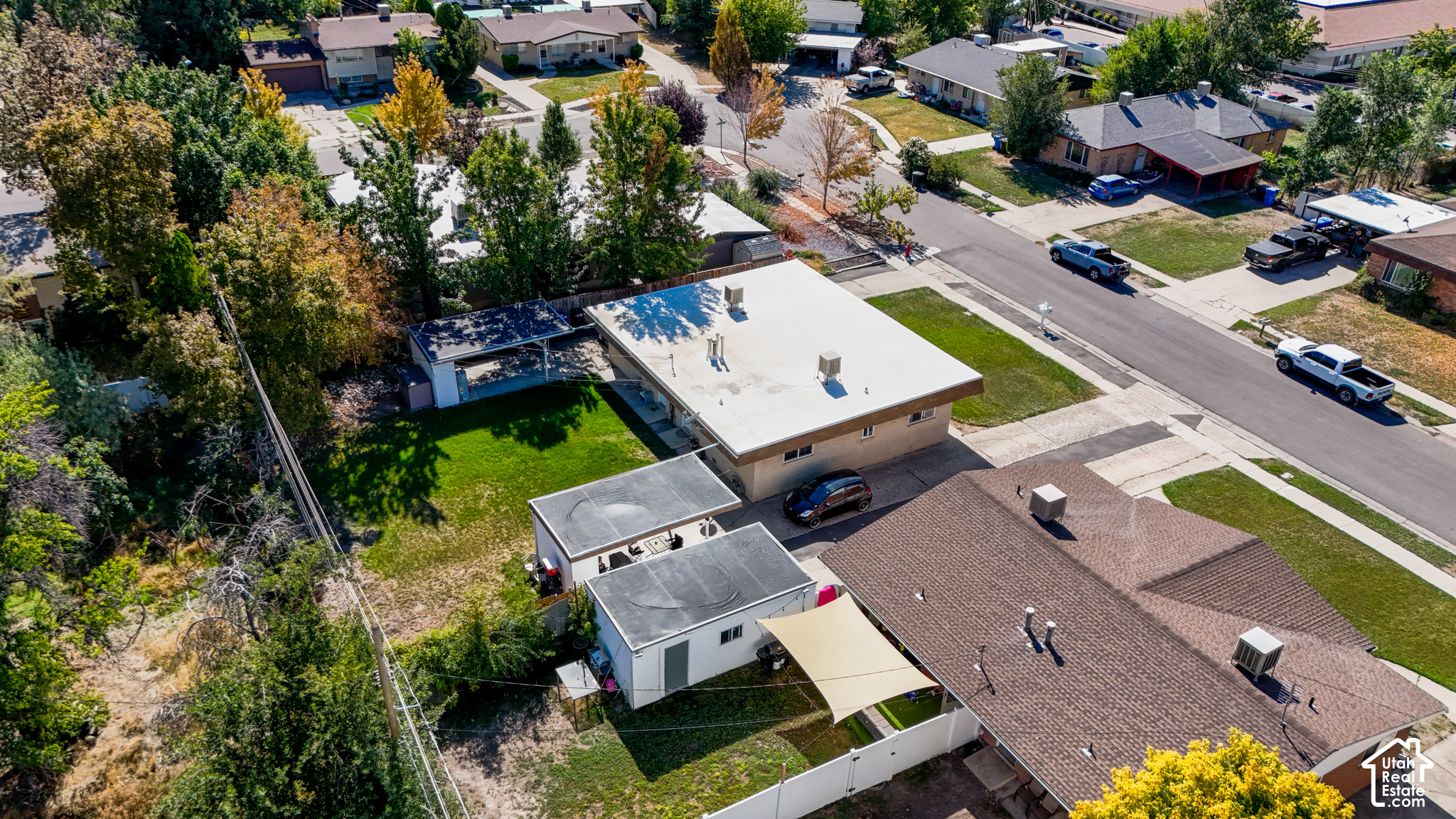 main property photo 19