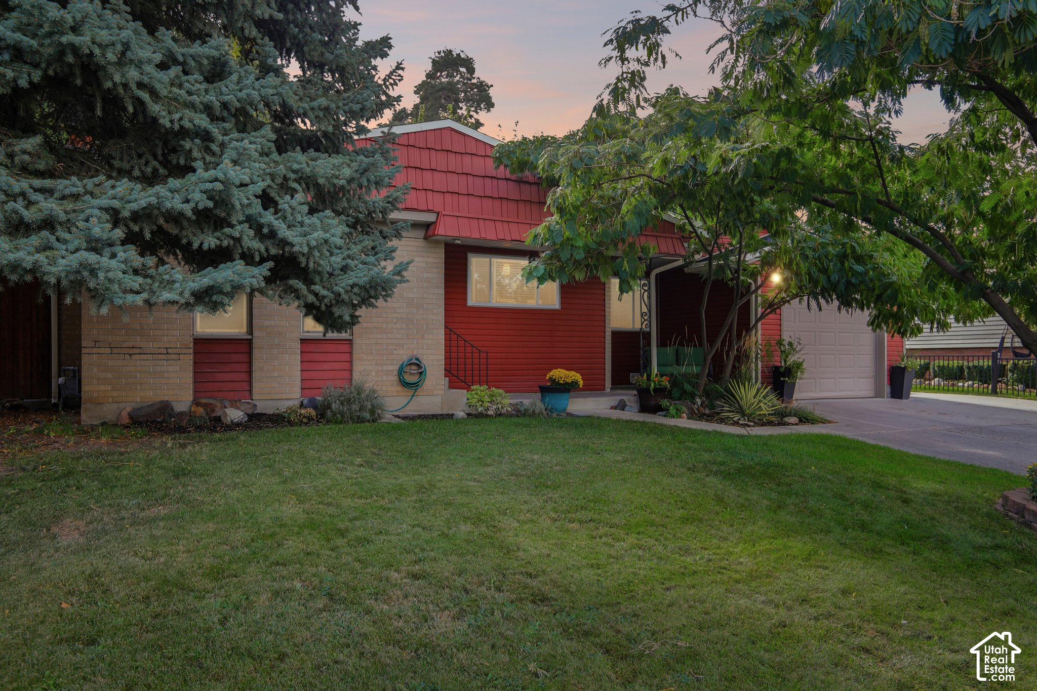 main property photo 49