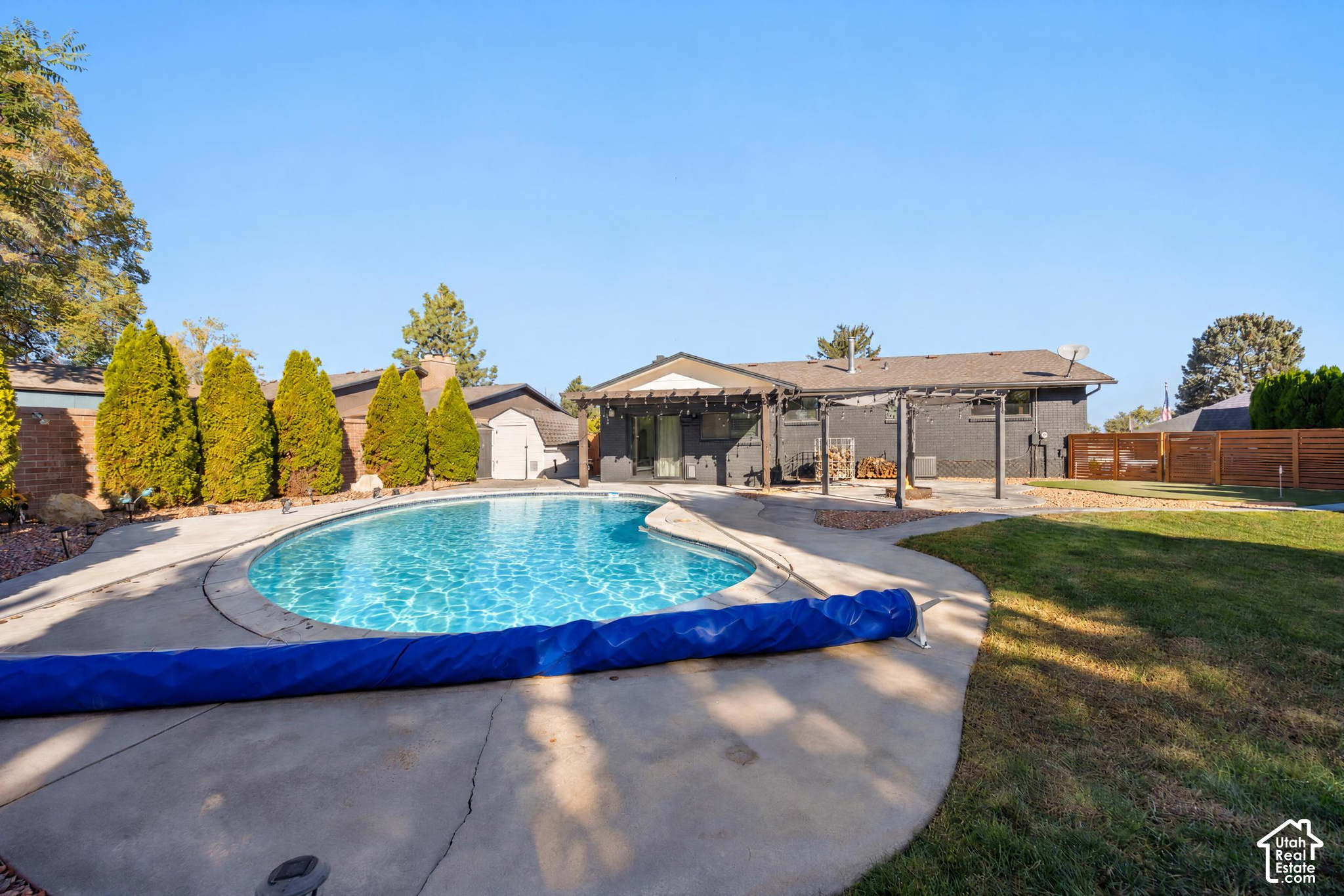 main property photo 47