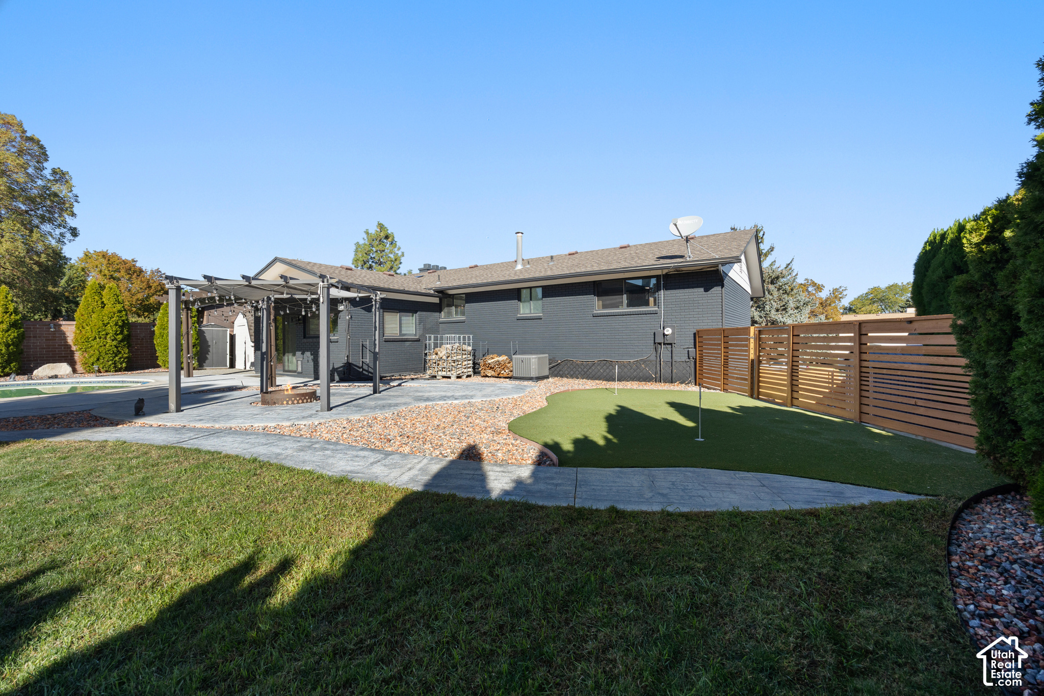 main property photo 49