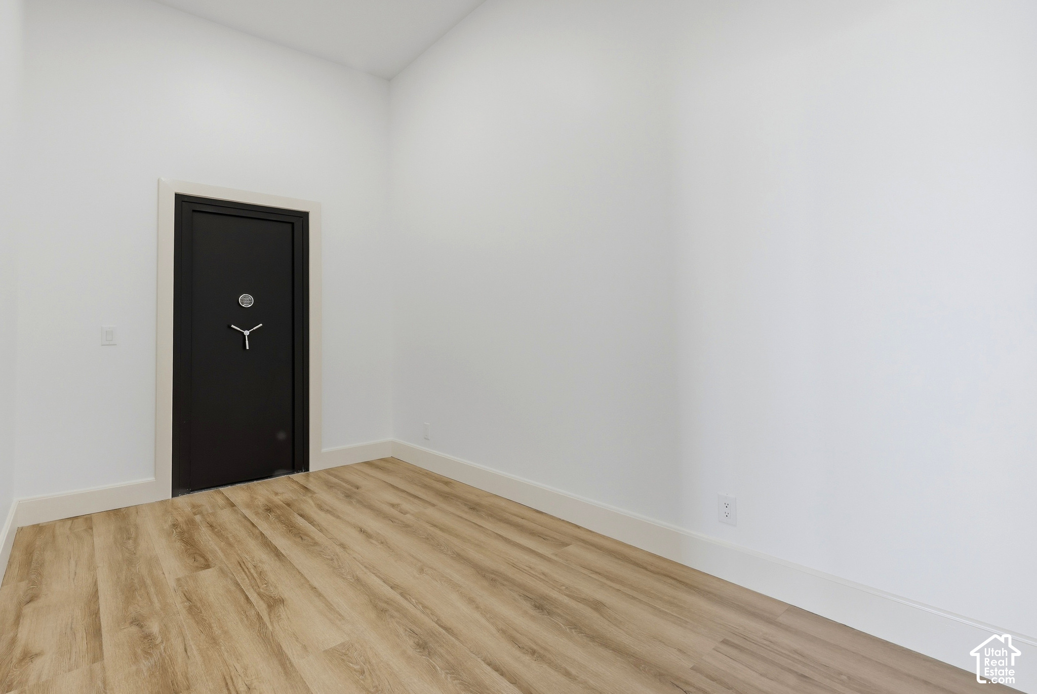 main property photo 58