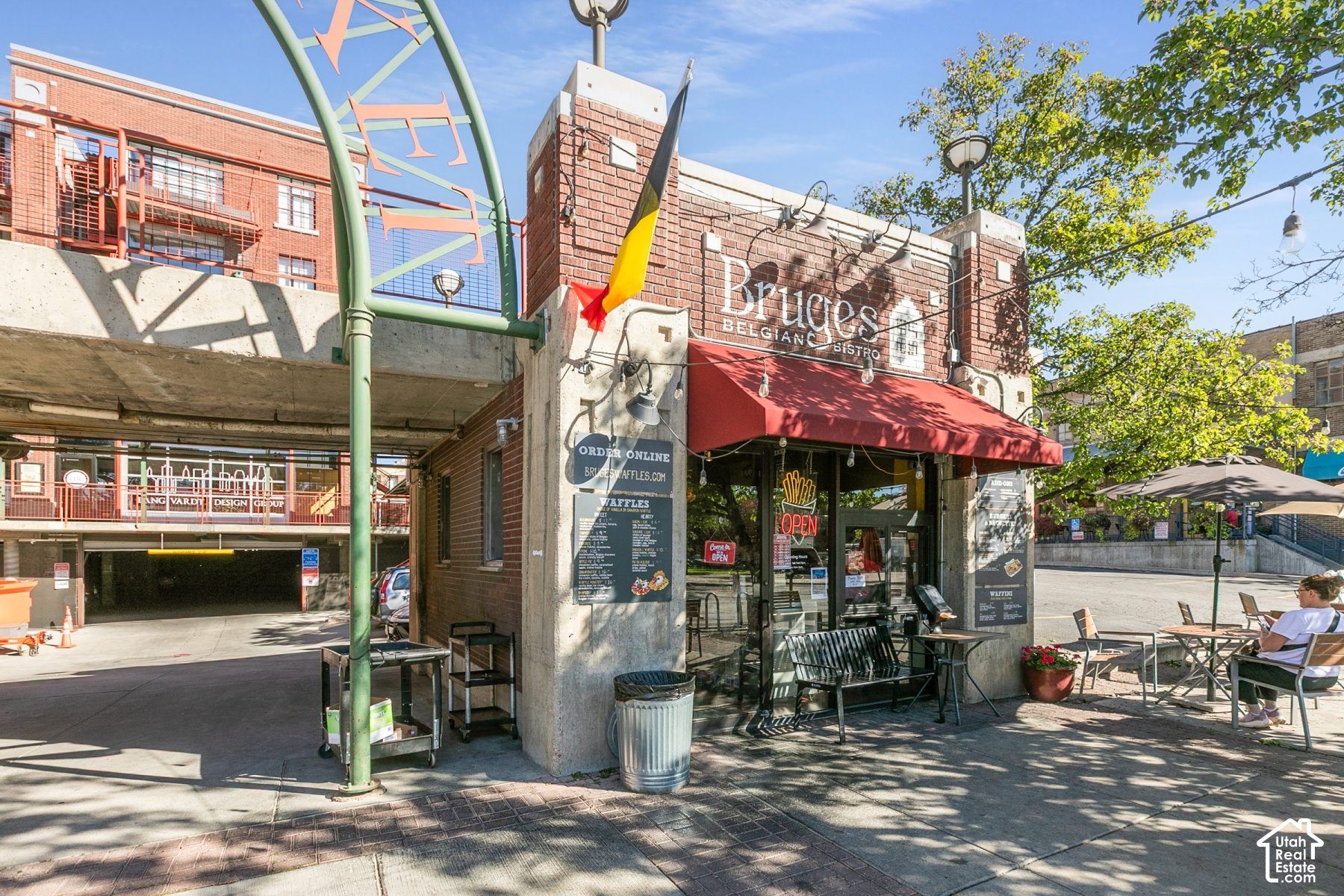 main property photo 39