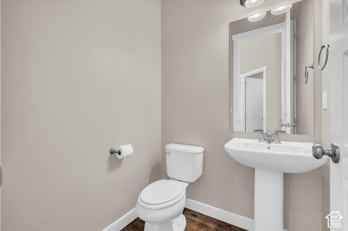 main property photo 16