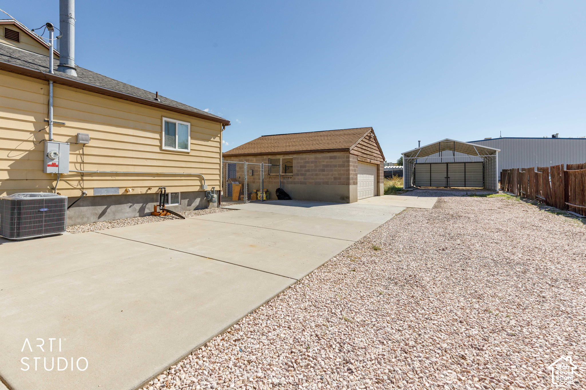 main property photo 22