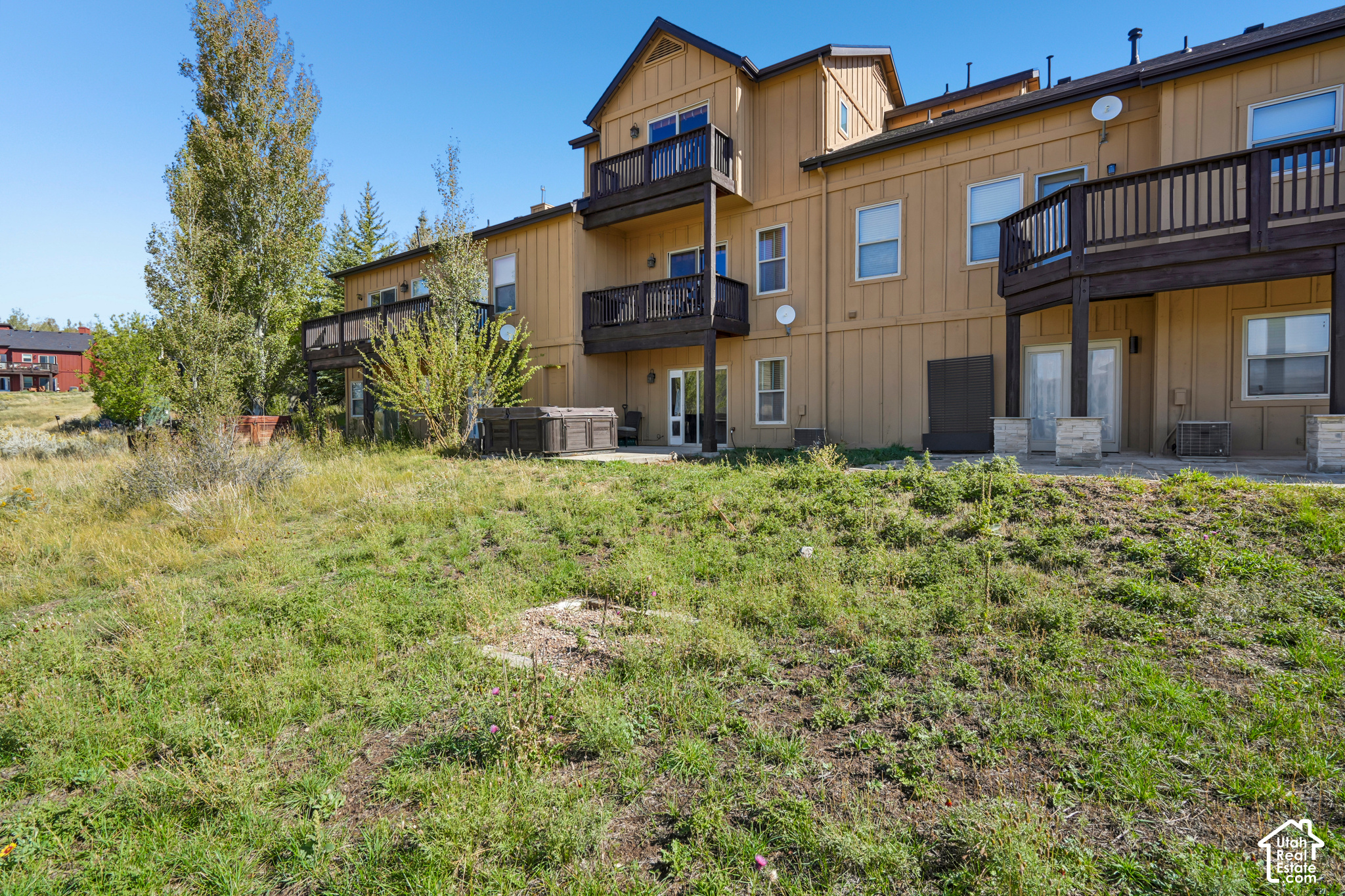 main property photo 24