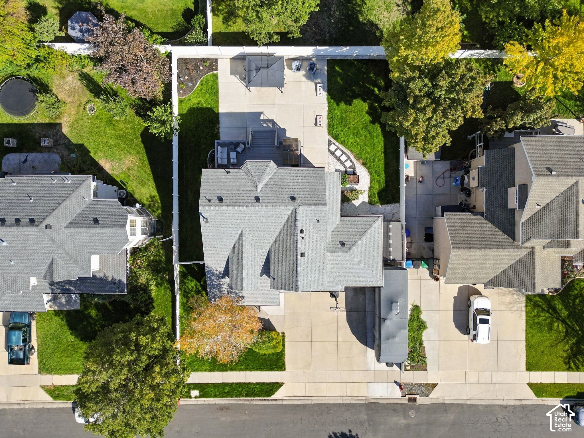 main property photo 50