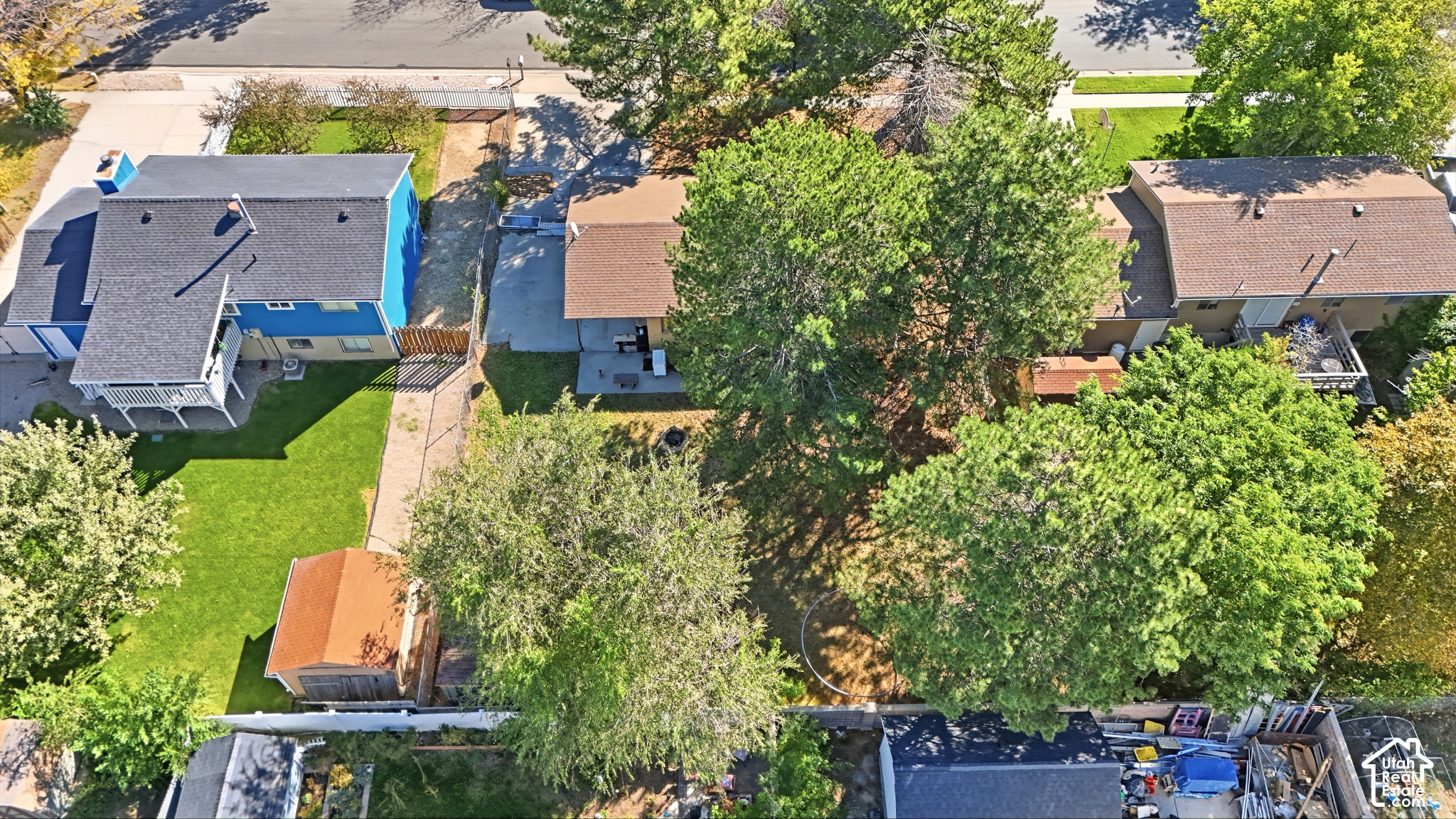 main property photo 25