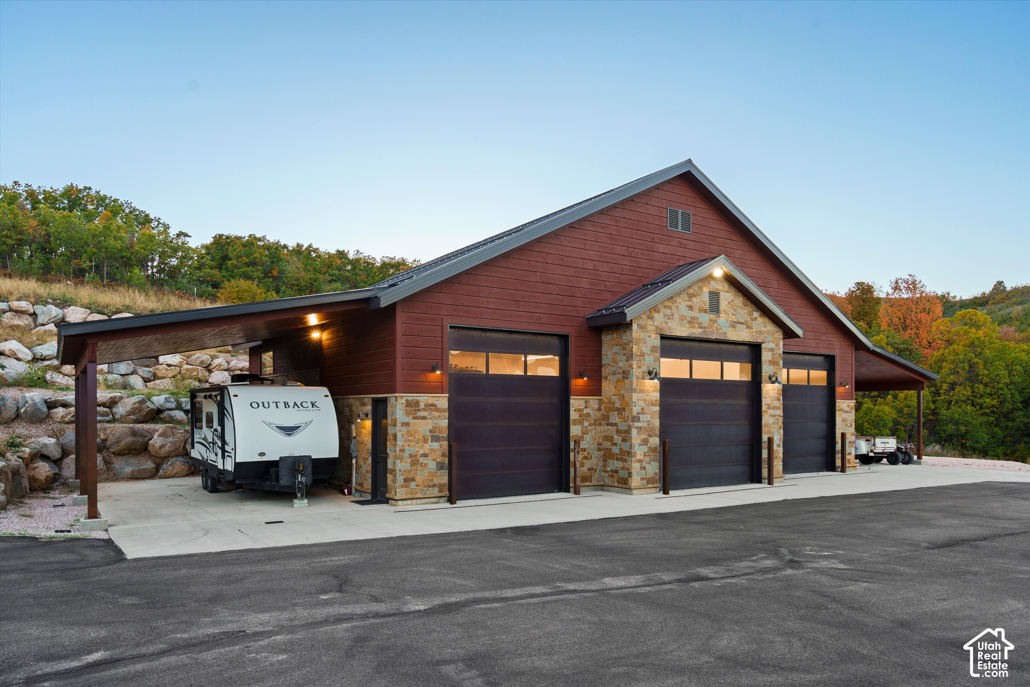 main property photo 61