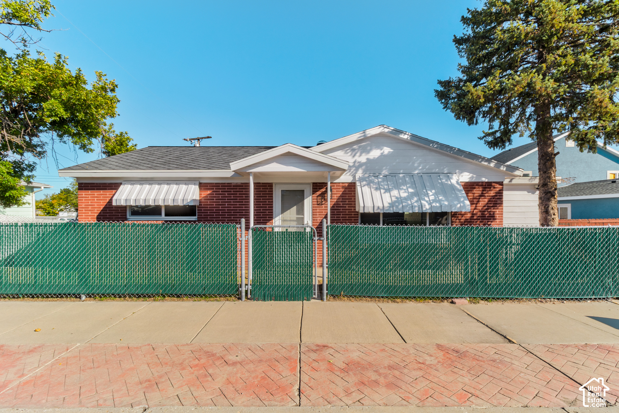 main property photo 4