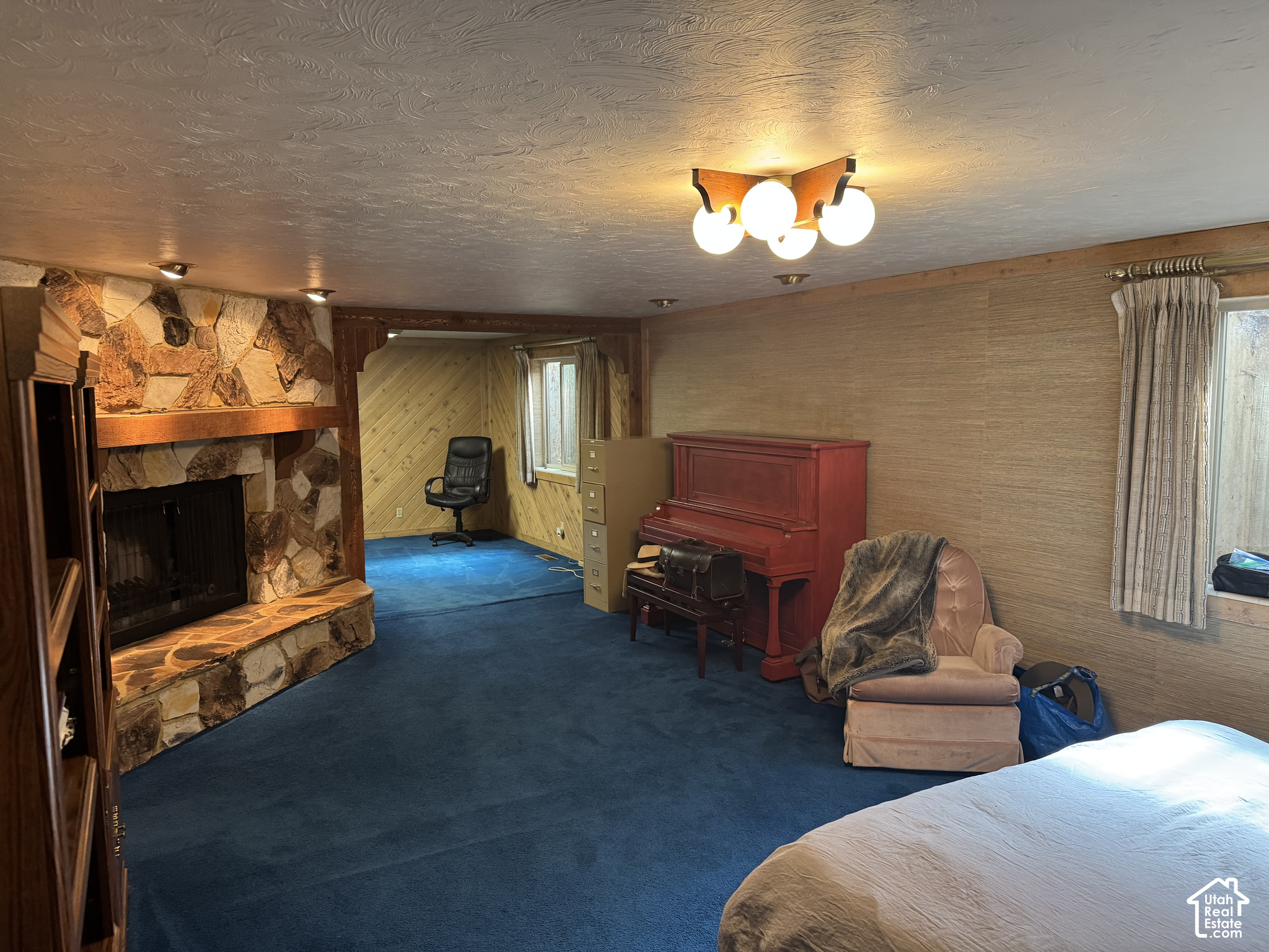 main property photo 35