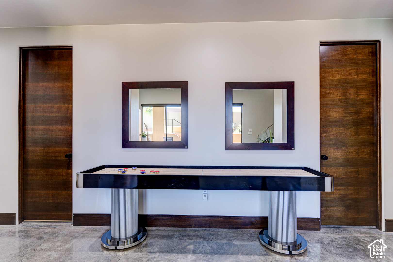 main property photo 80