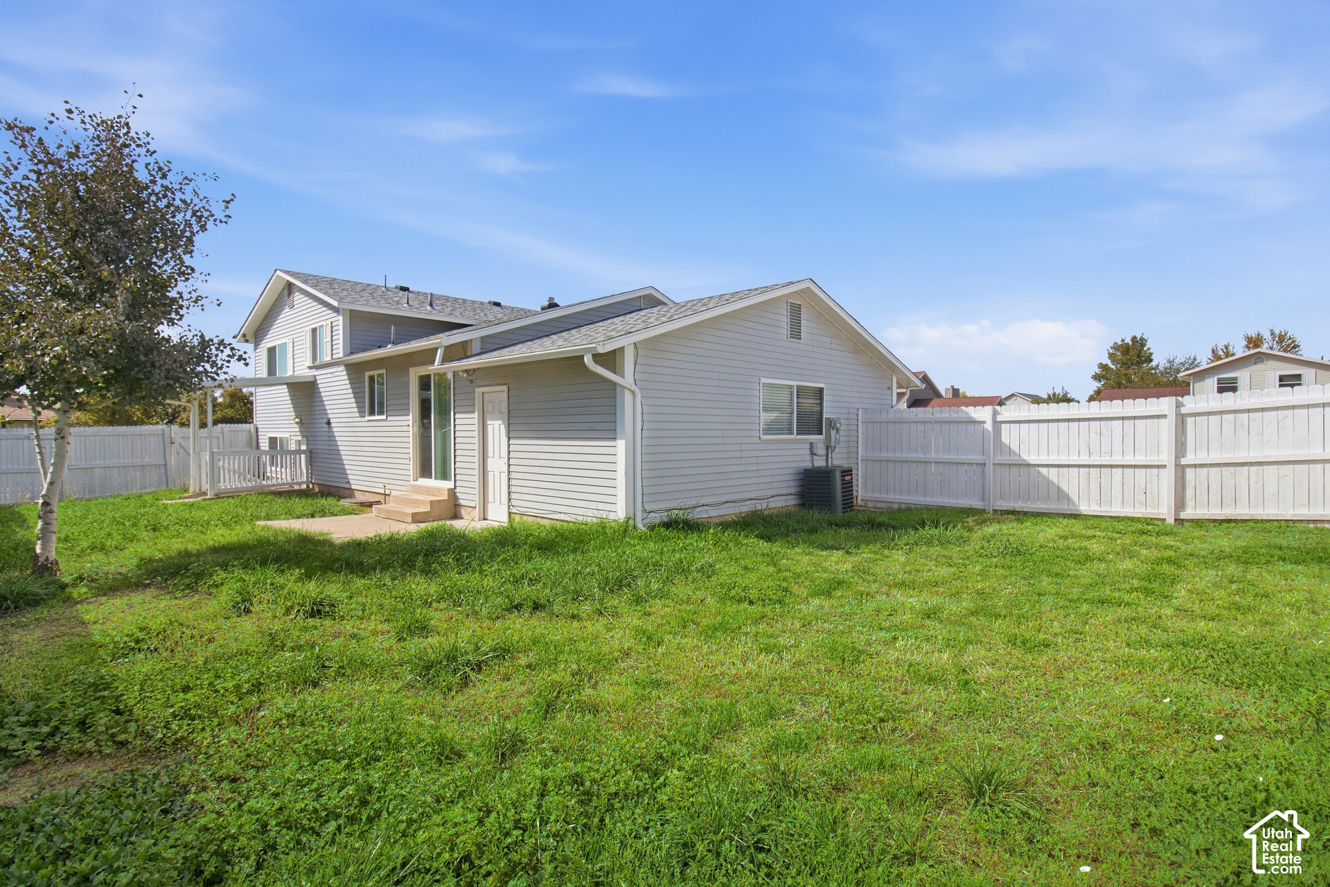 main property photo 22