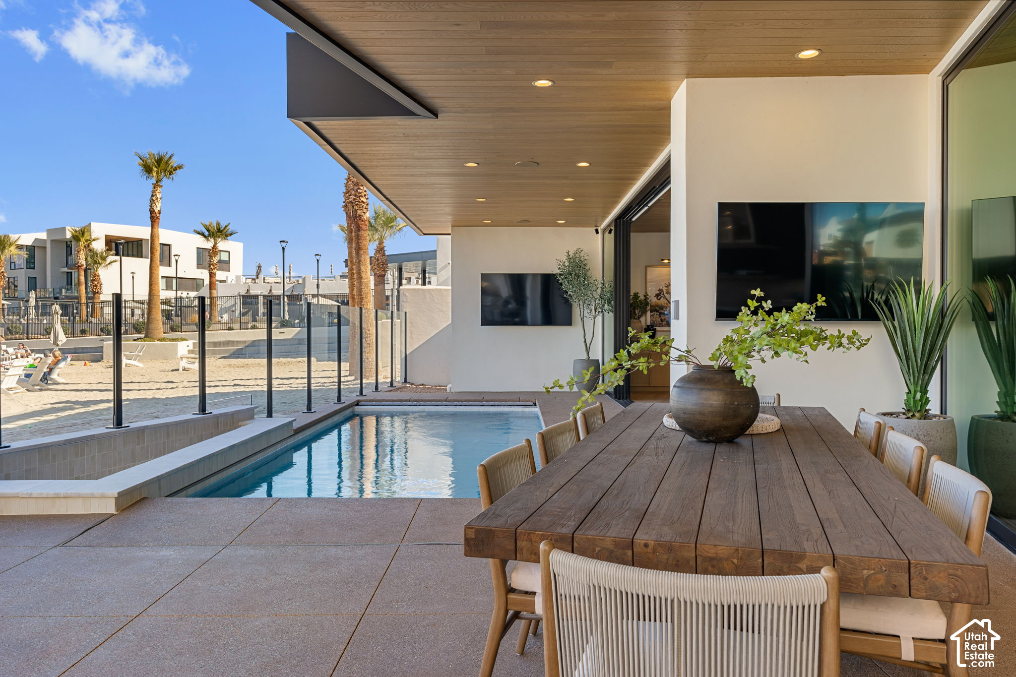 main property photo 110