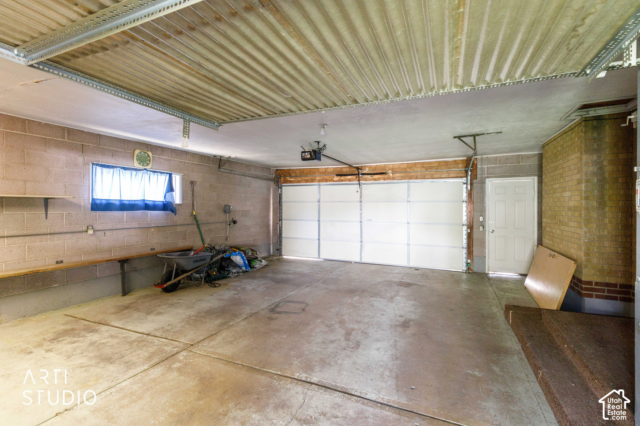 main property photo 22