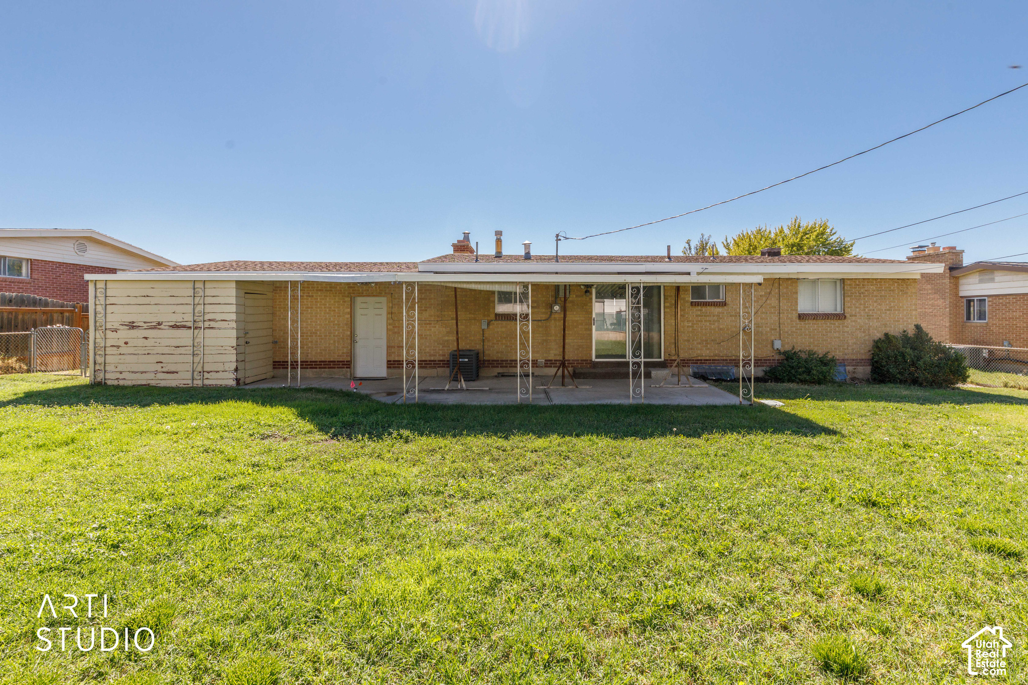 main property photo 25