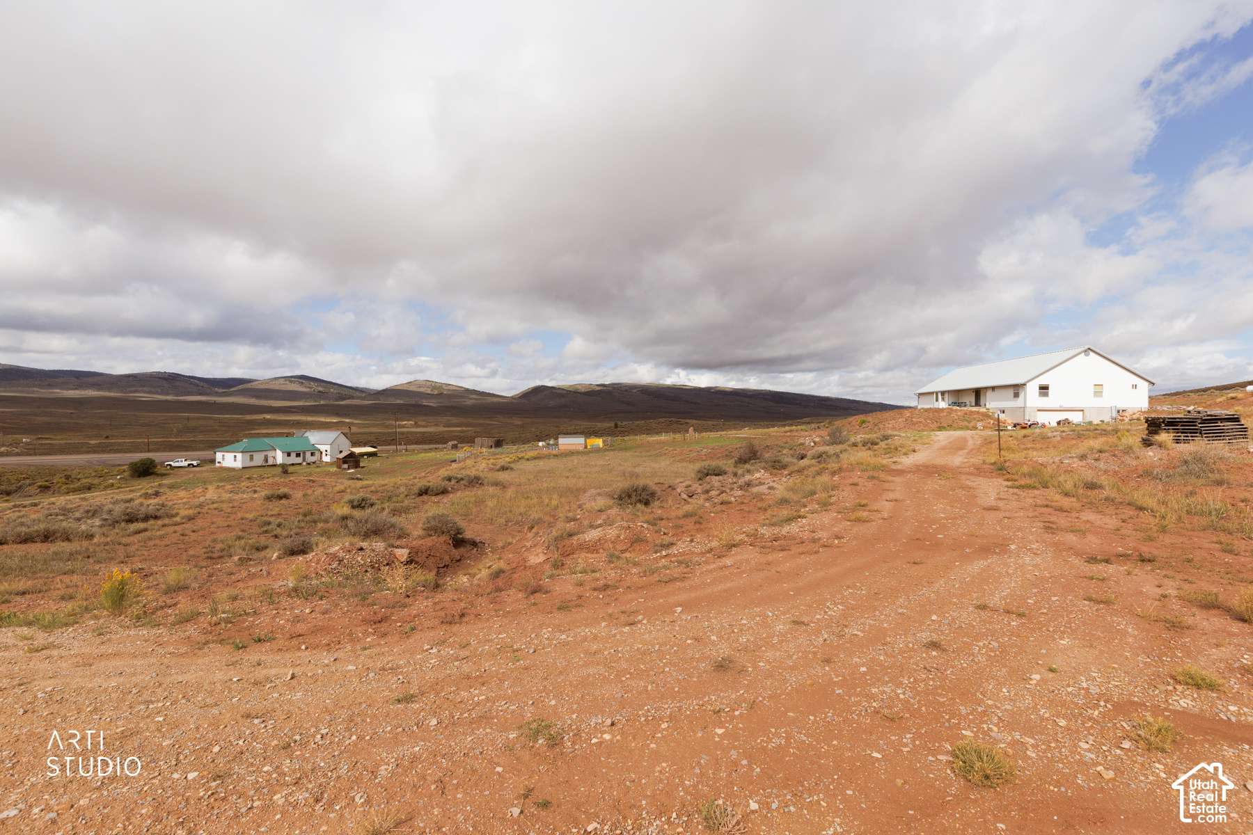 main property photo 6