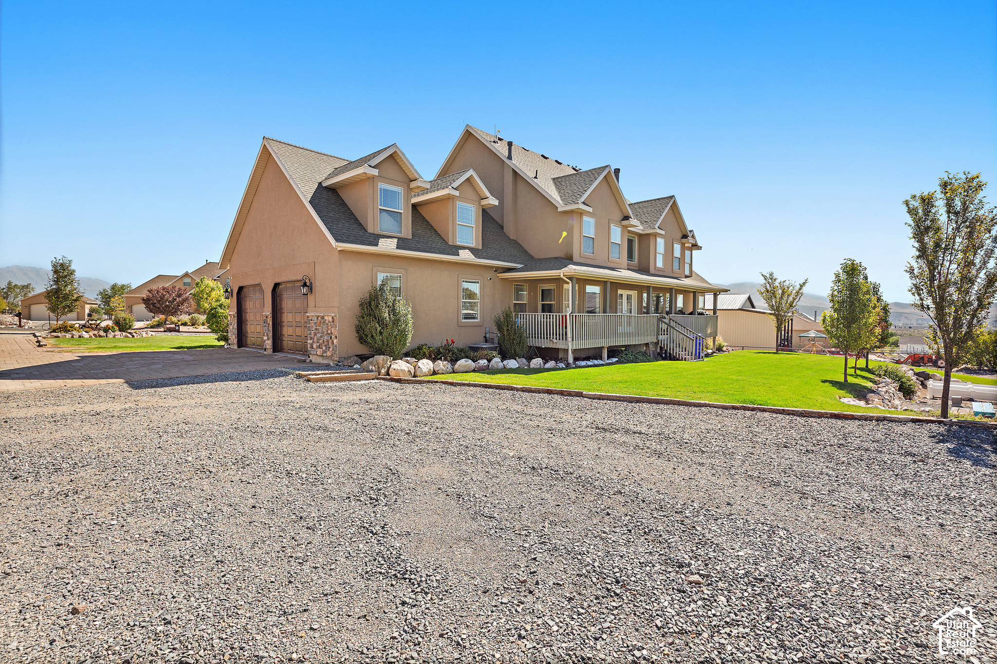 main property photo 65