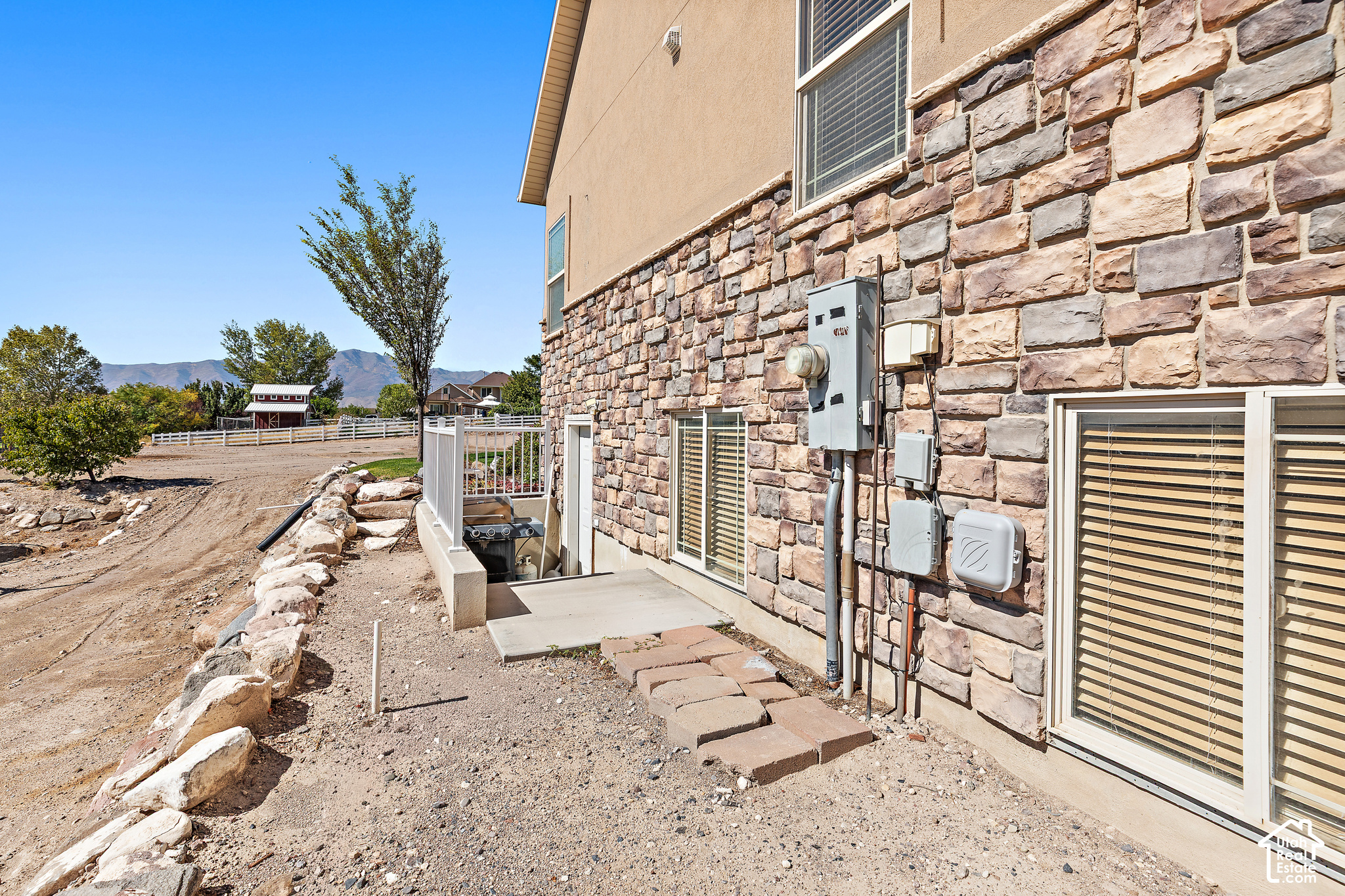 main property photo 74
