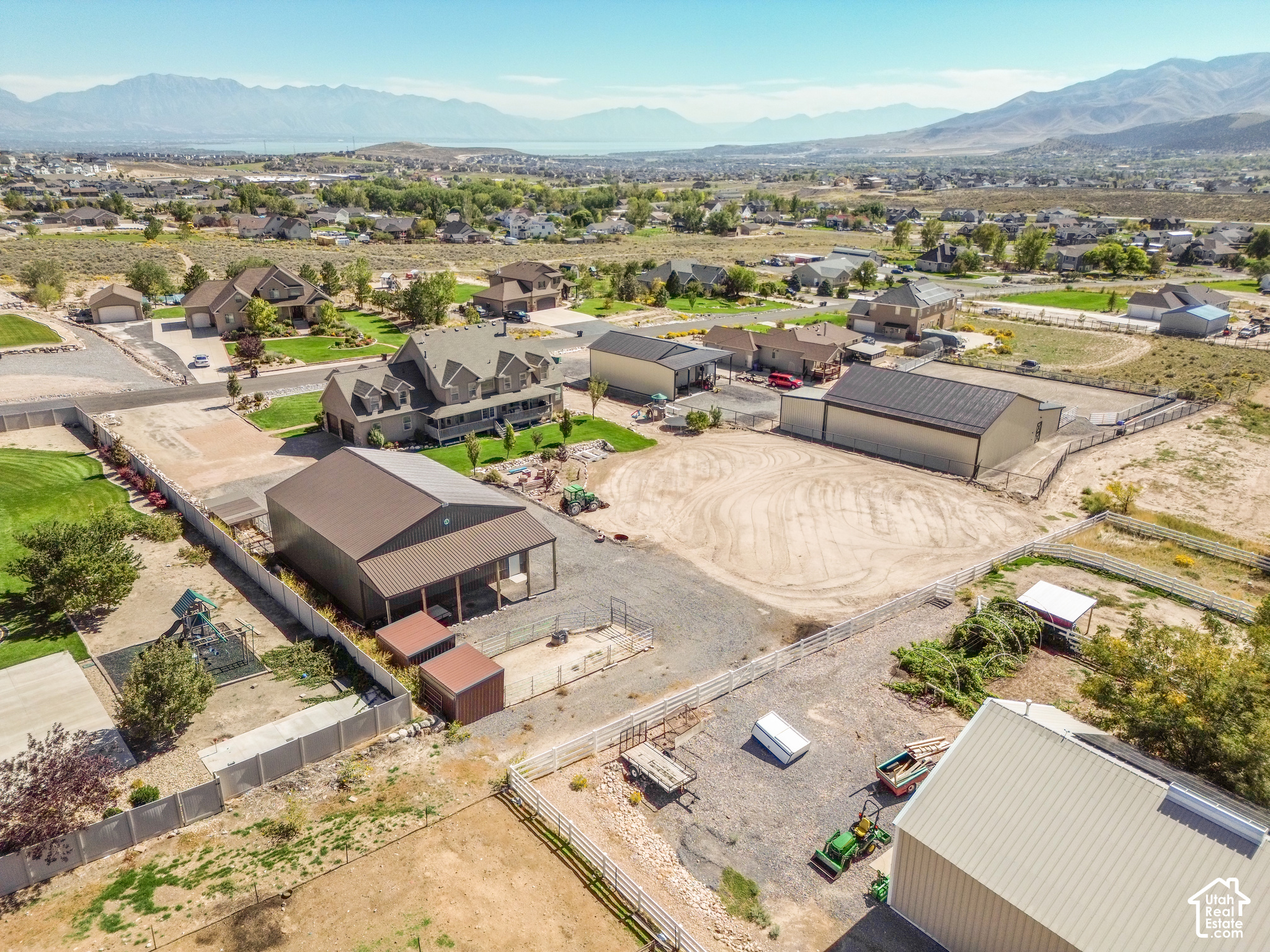 main property photo 80