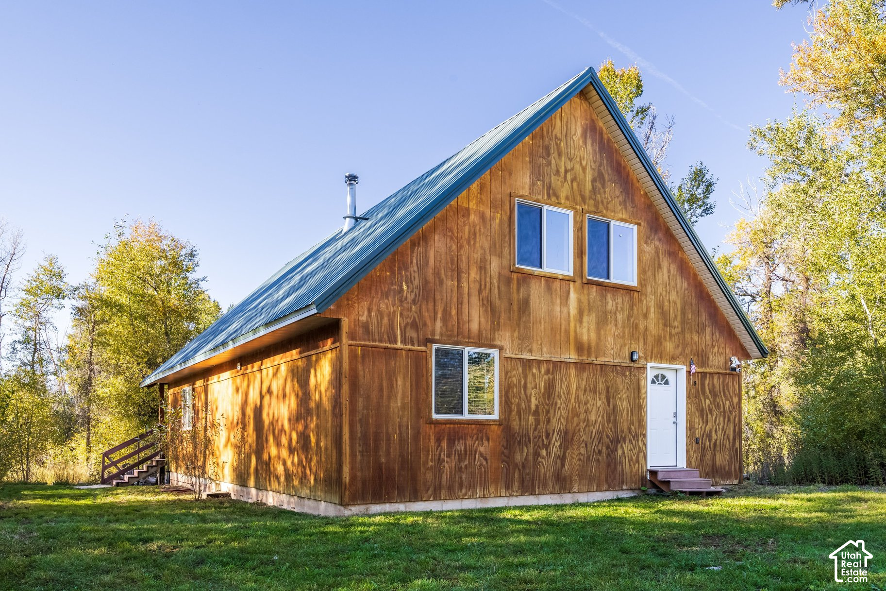 main property photo 18