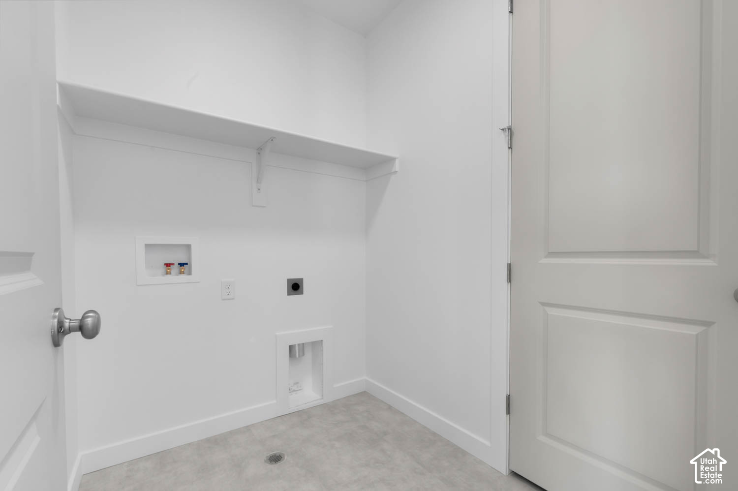 main property photo 15