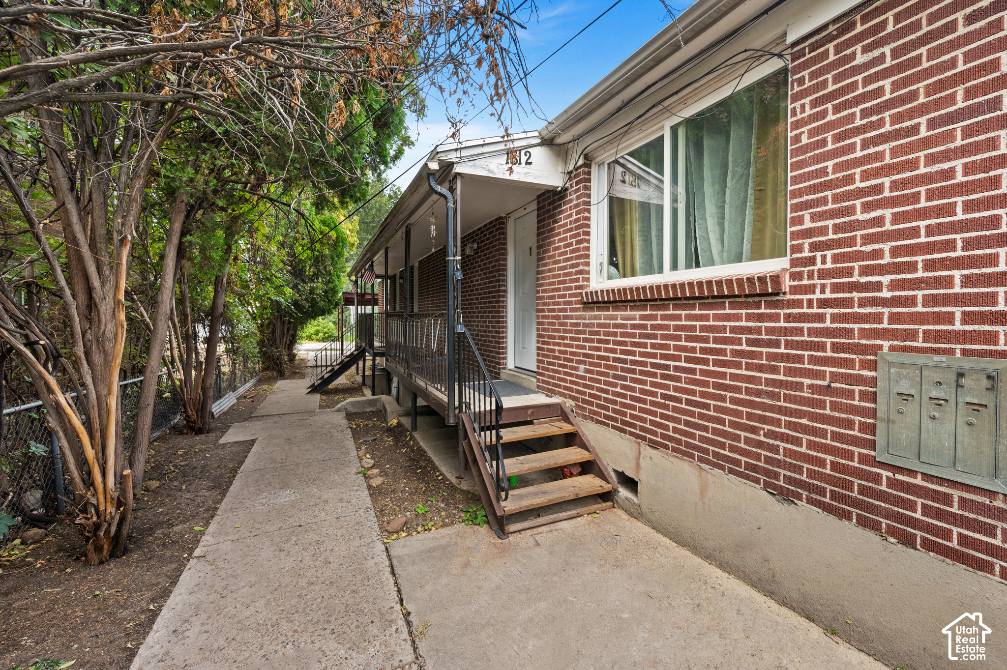main property photo 6