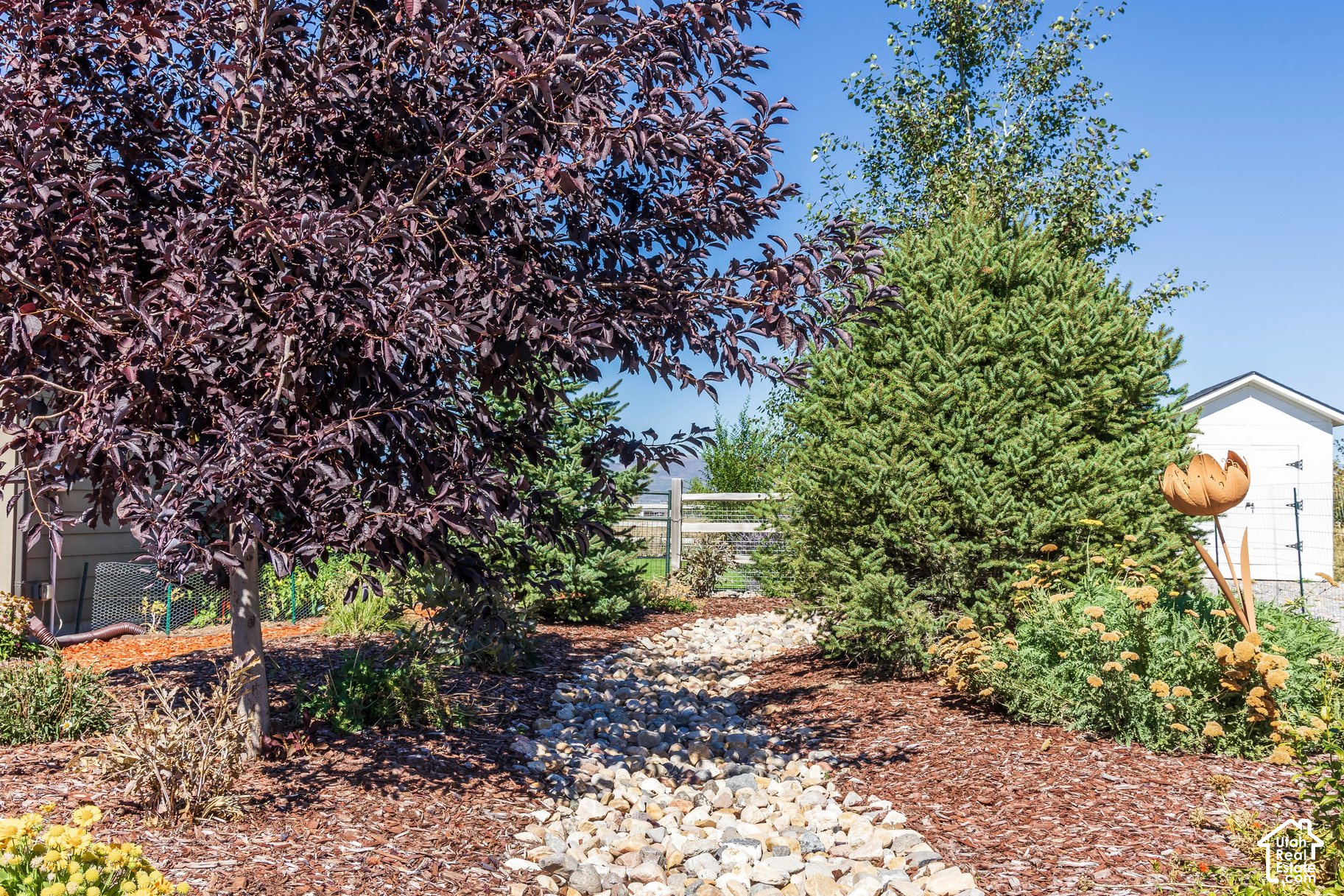 main property photo 47